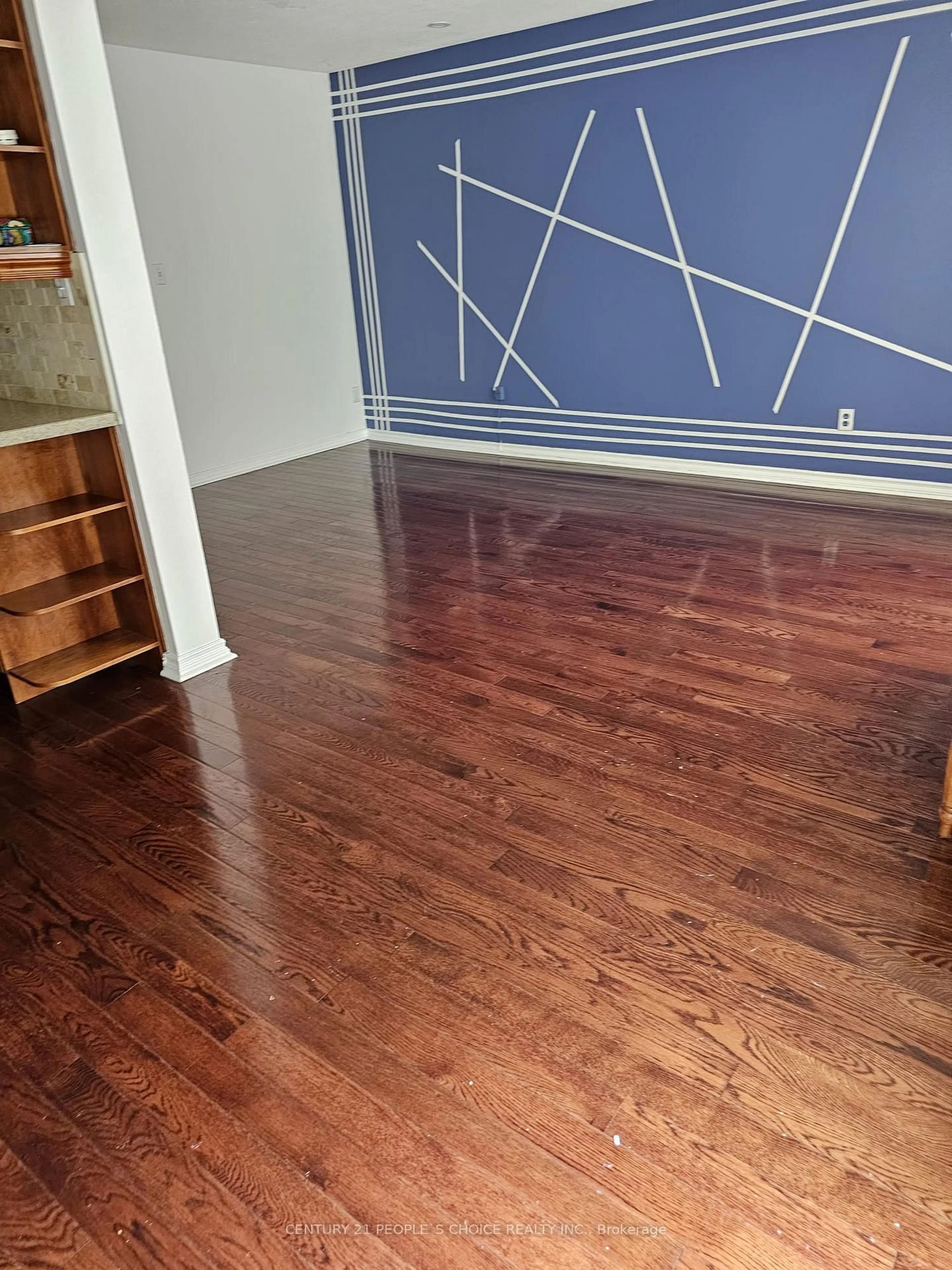 A pic of a room for 3525 Brandon Gate Dr #47, Mississauga Ontario L4T 3M3