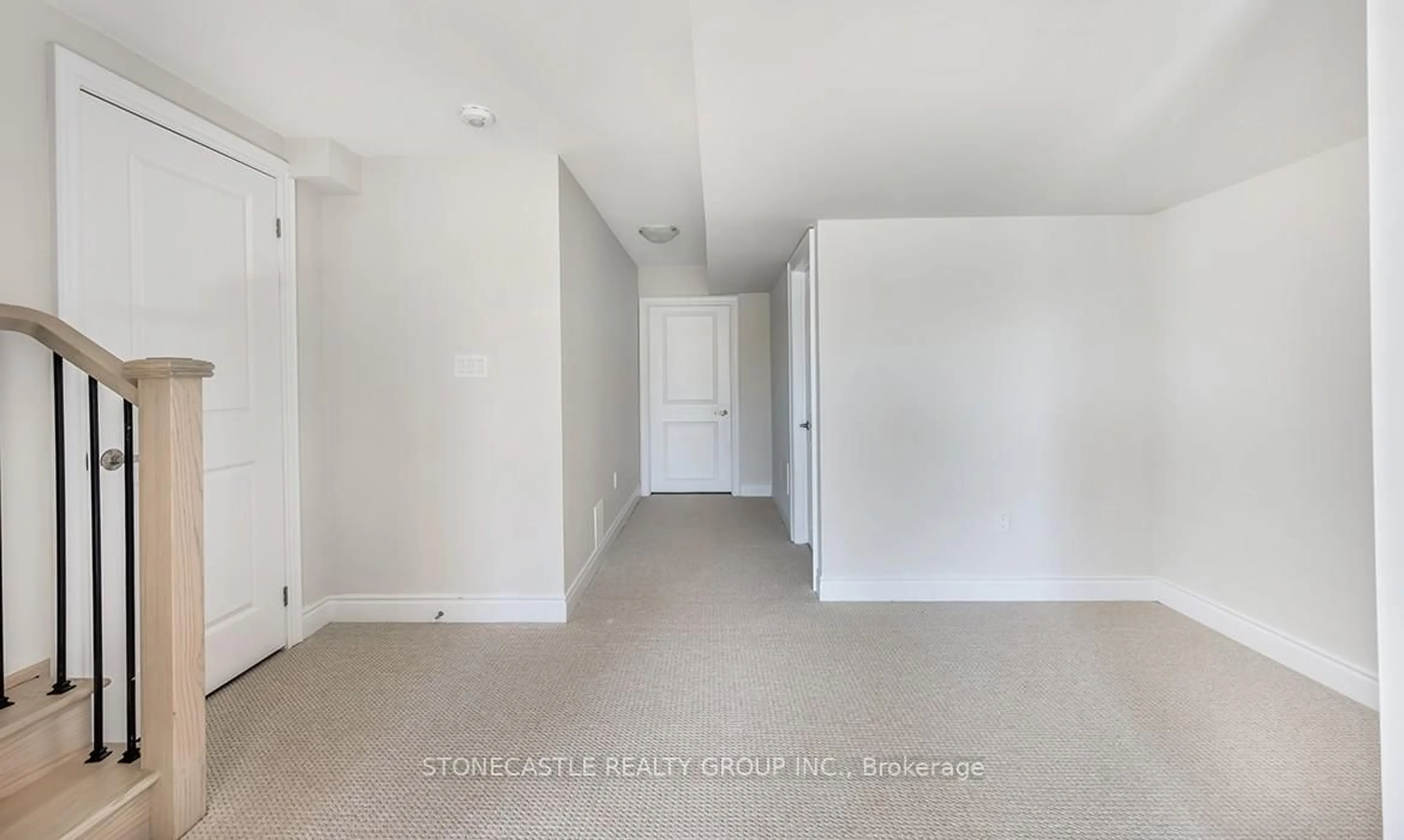 A pic of a room for 1310 Anthonia Tr, Oakville Ontario L6H 7Y6