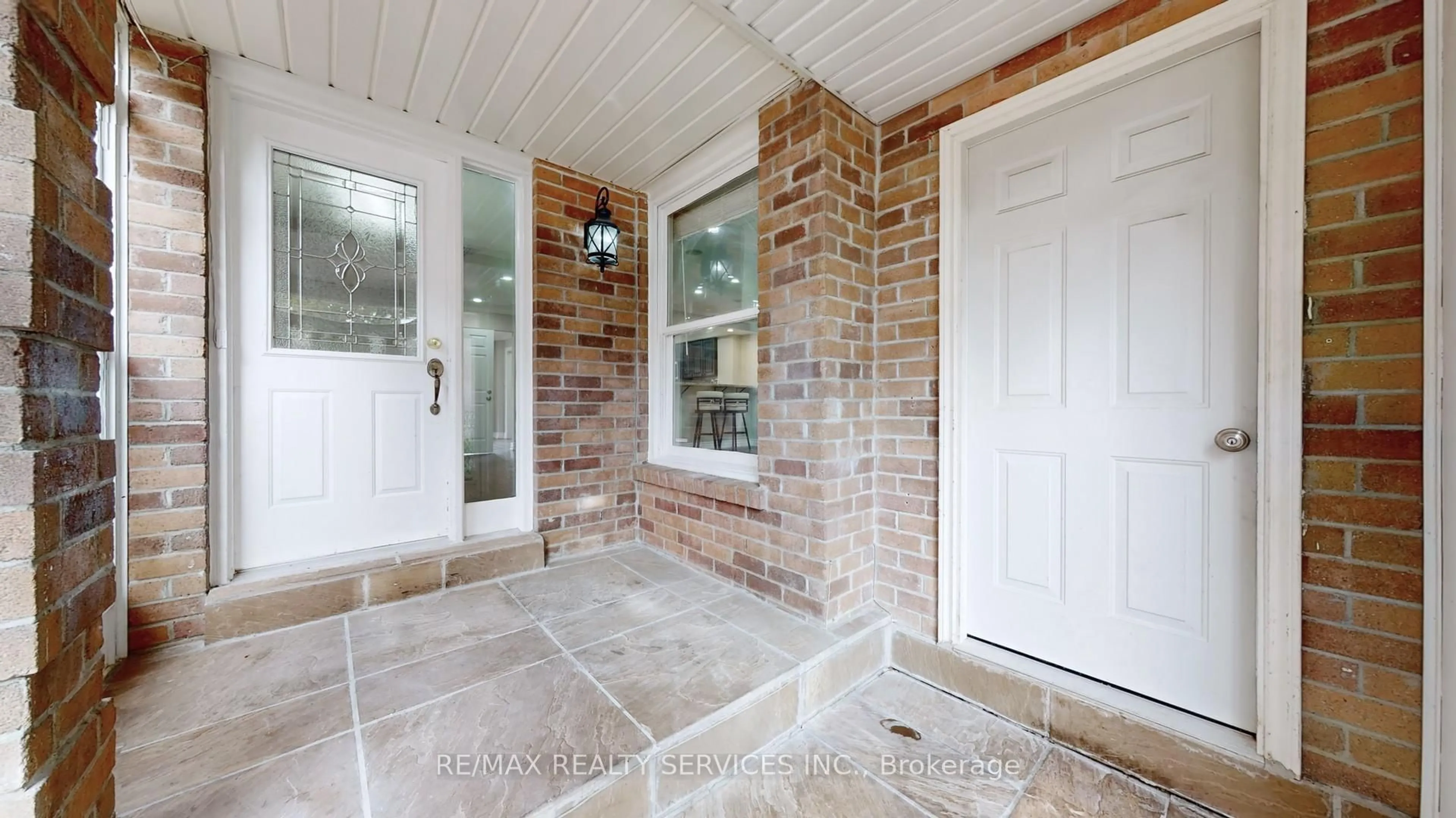 Unknown for 5231 Astwell Ave, Mississauga Ontario L5R 3H8