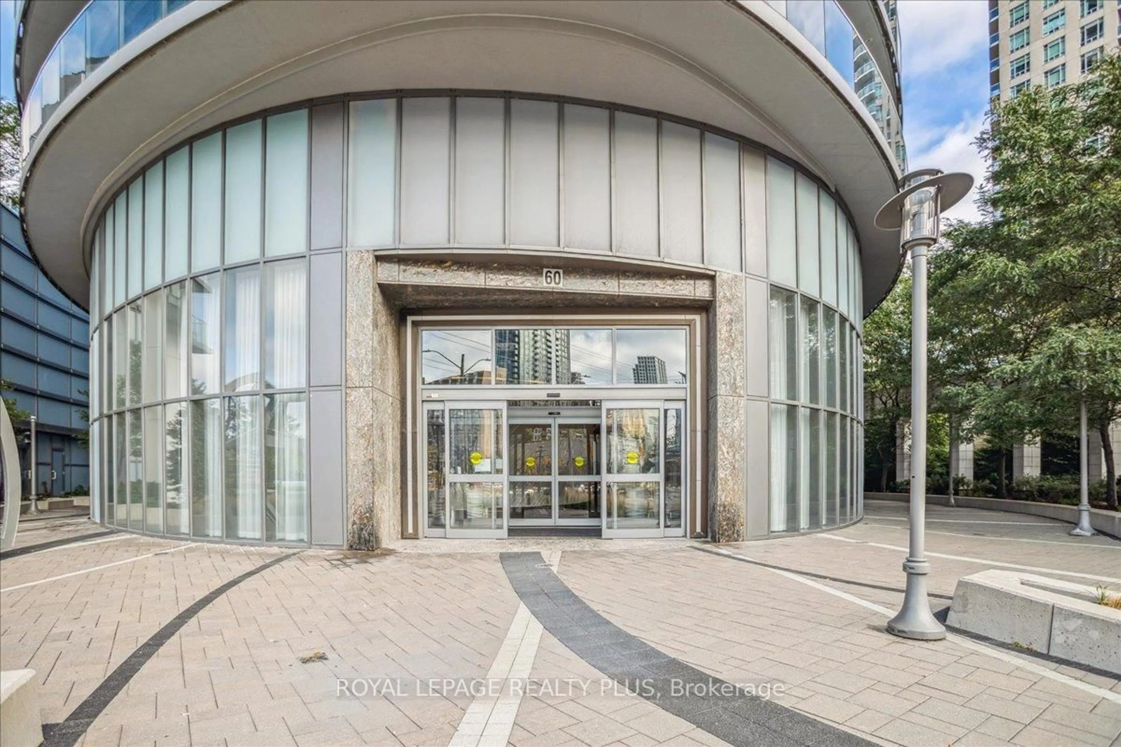 Indoor foyer for 60 Absolute Ave #1008, Mississauga Ontario L4Z 0A9