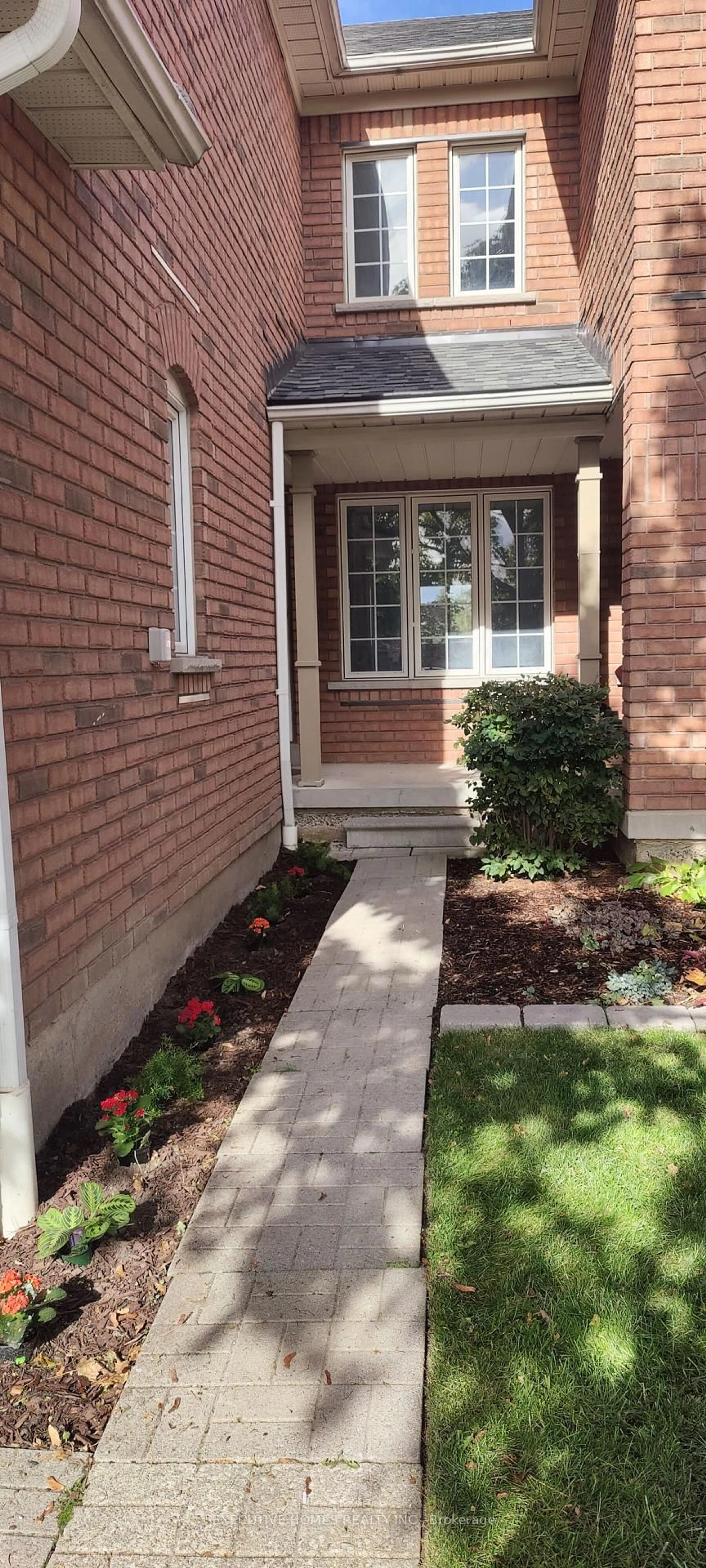 Unknown for 2665 Thomas St #60, Mississauga Ontario L5M 6G6
