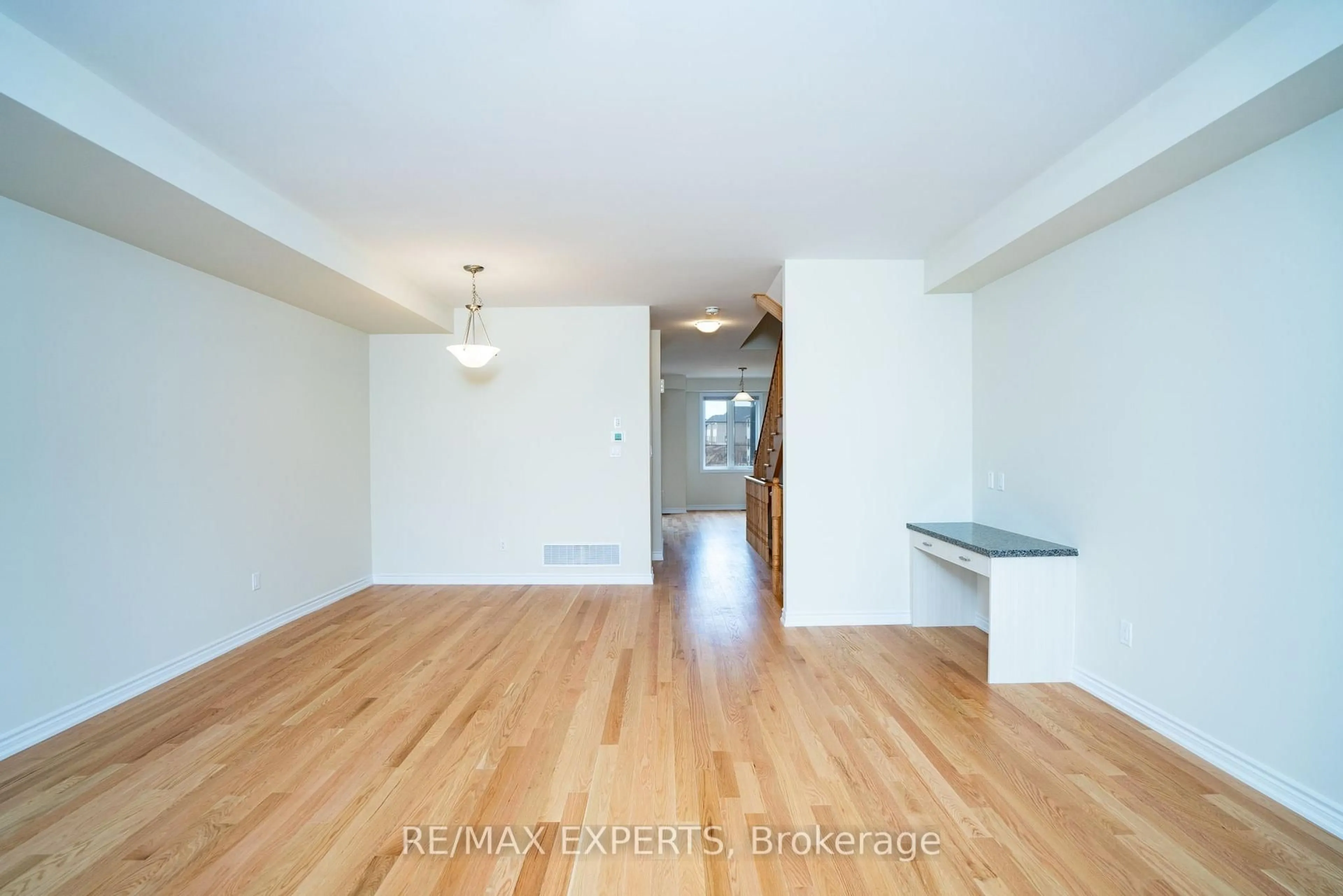 Unknown for 1455 NATIONAL COMMON Cres, Burlington Ontario L7P 0V7