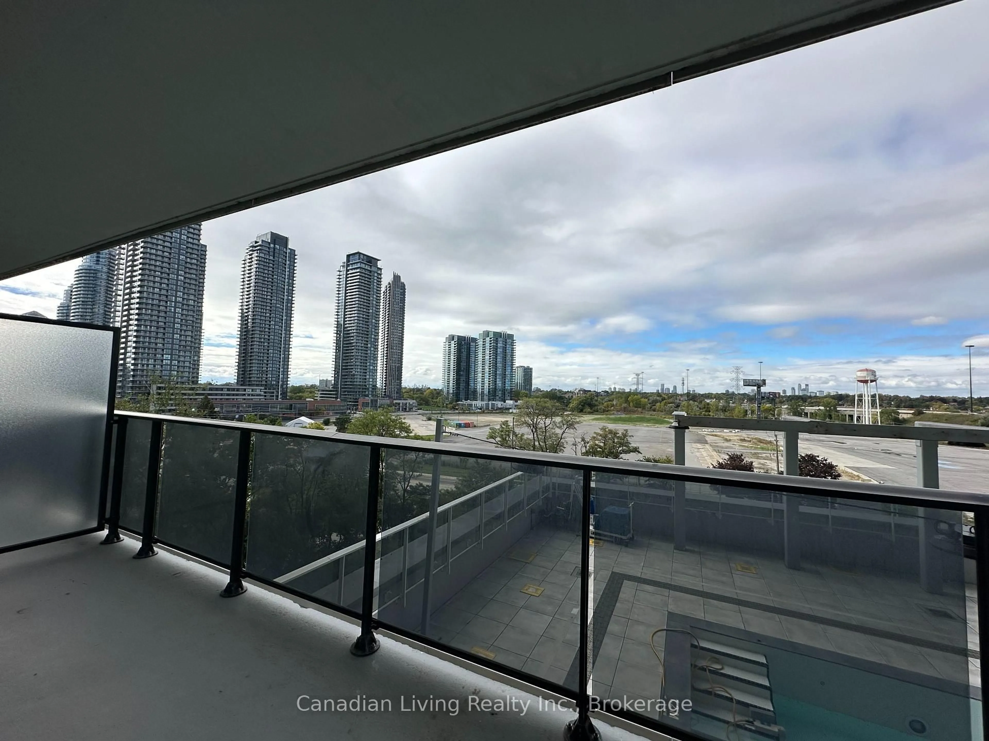 Balcony in the apartment, city buildings view from balcony for 70 Annie Craig Dr #601, Toronto Ontario M8V 0G2