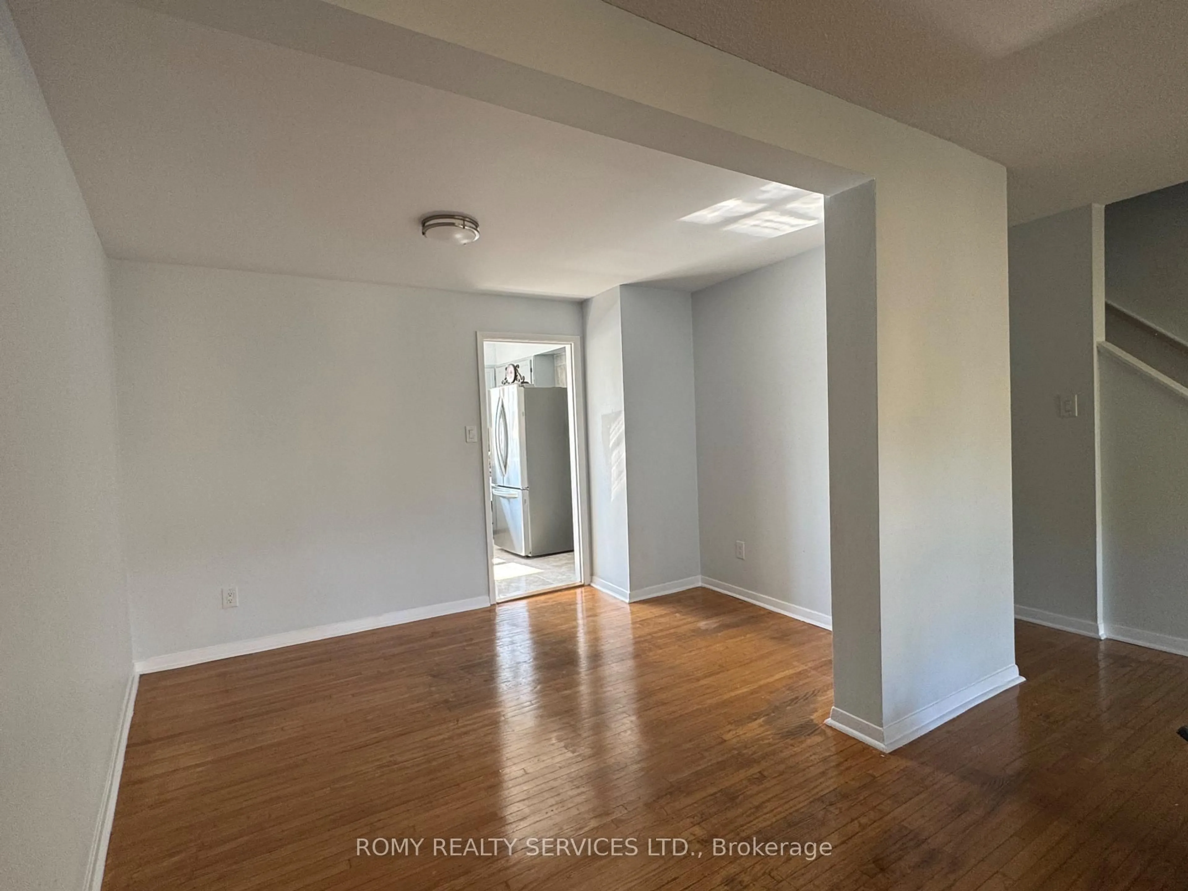 A pic of a room for 10 Grandravine Dr #1, Toronto Ontario M3J 1B1