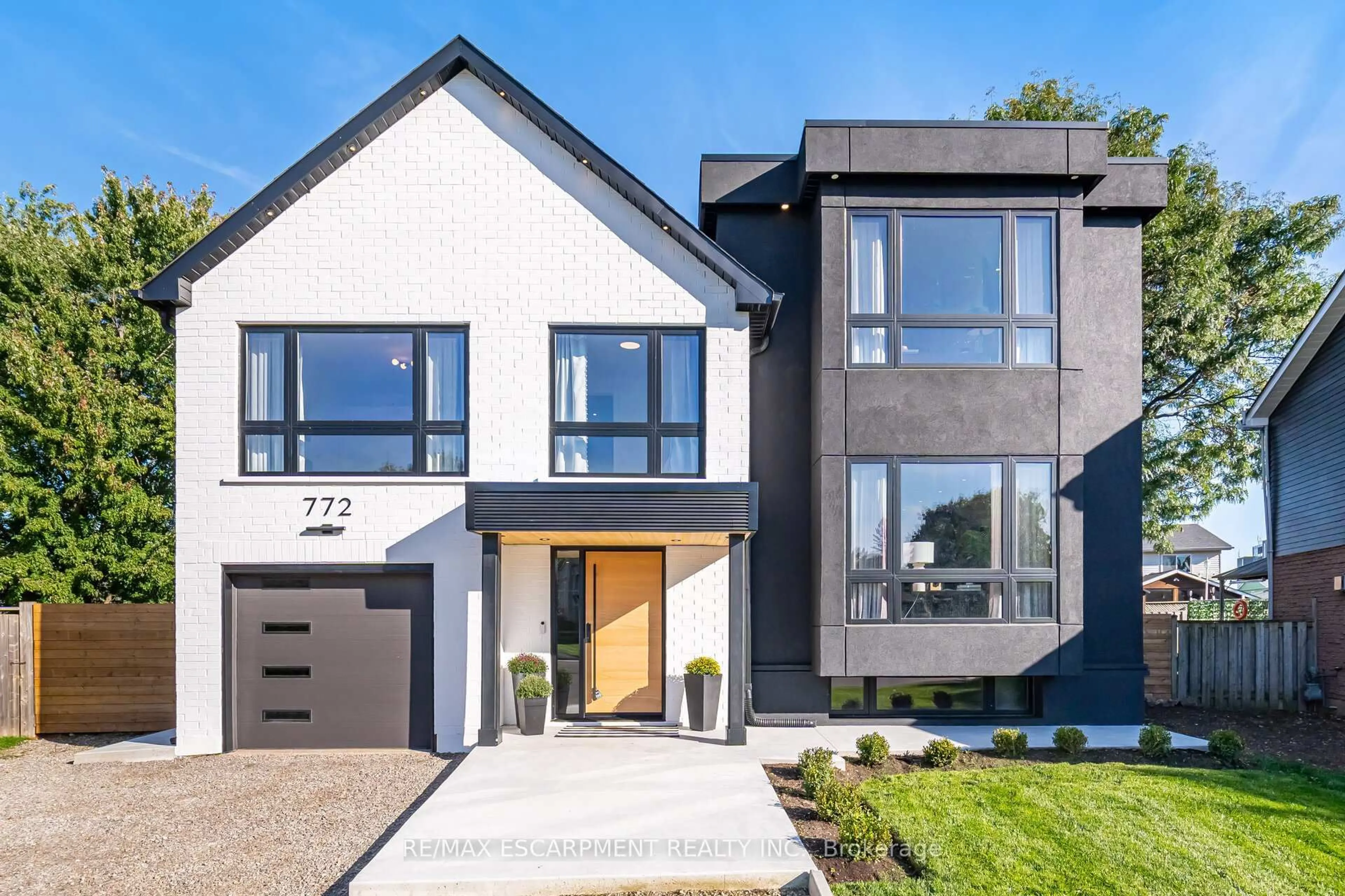 Home with brick exterior material, street for 772 Banting Crt, Milton Ontario L9T 3M5
