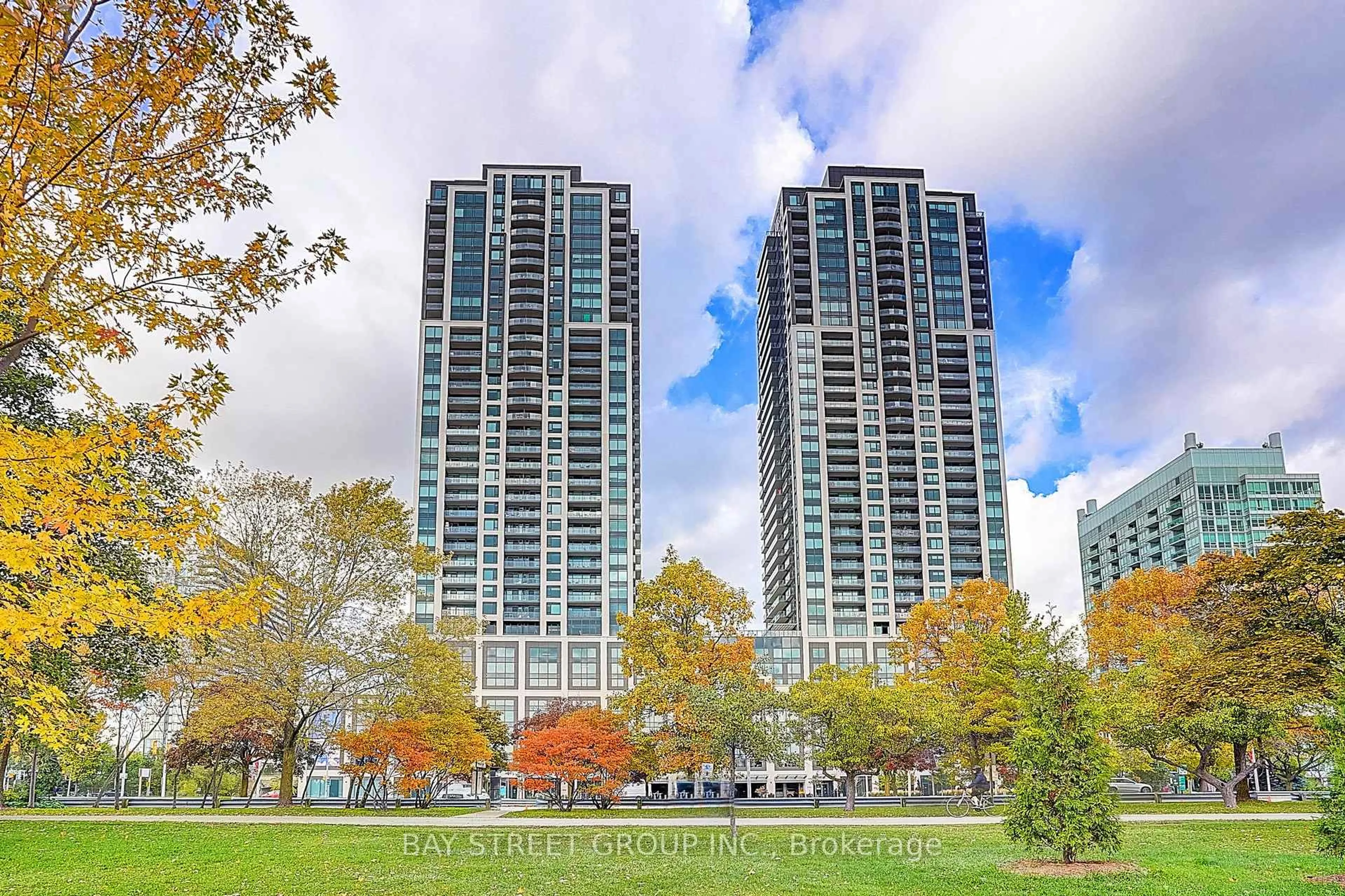 Unknown for 1926 Lake Shore Blvd #3805, Toronto Ontario M6S 1A2