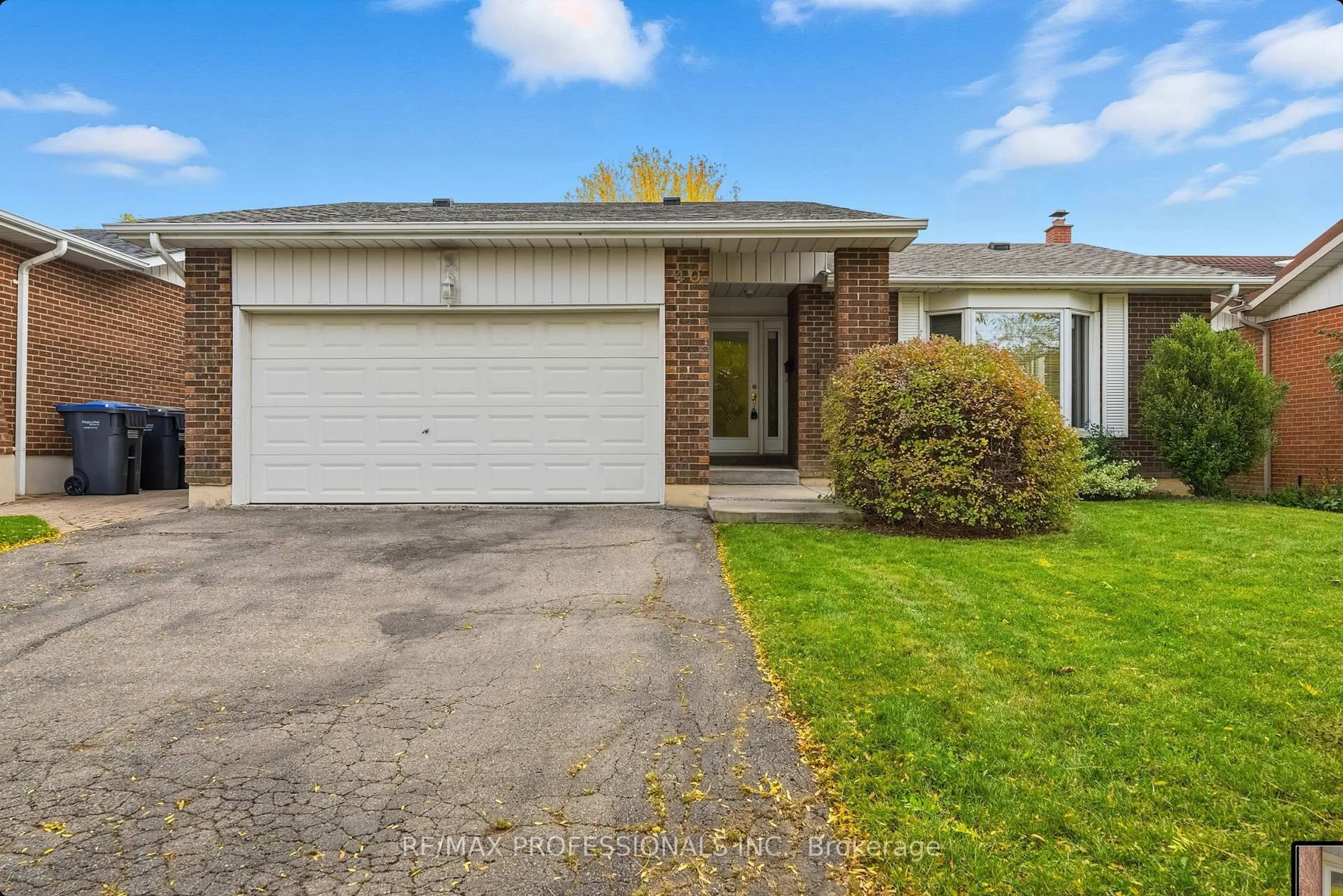 Unknown for 40 Claypine Tr, Brampton Ontario L6V 3L9