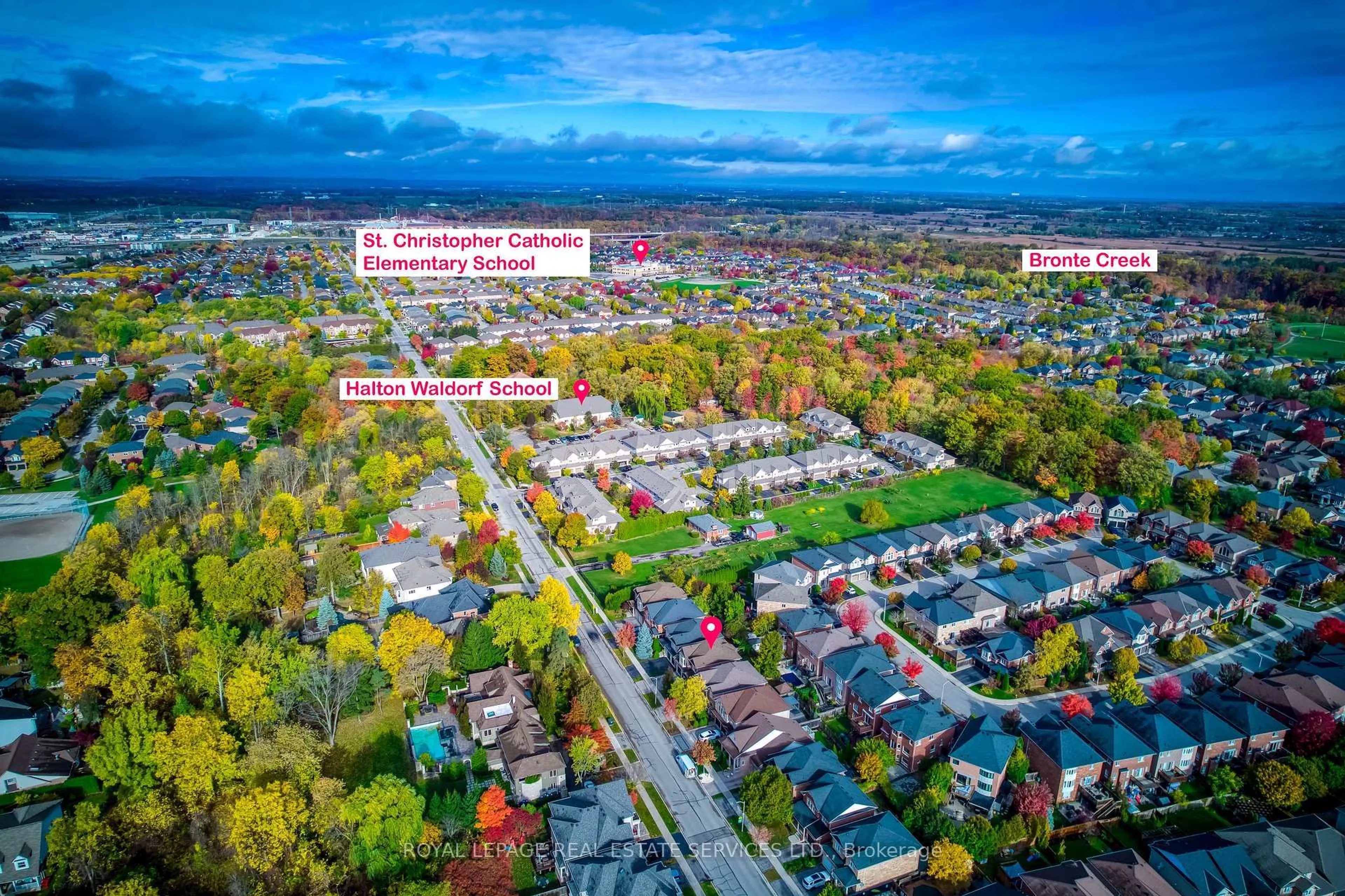 A pic from outside/outdoor area/front of a property/back of a property/a pic from drone, street for 2151 Orchard Rd, Burlington Ontario L7L 7K6