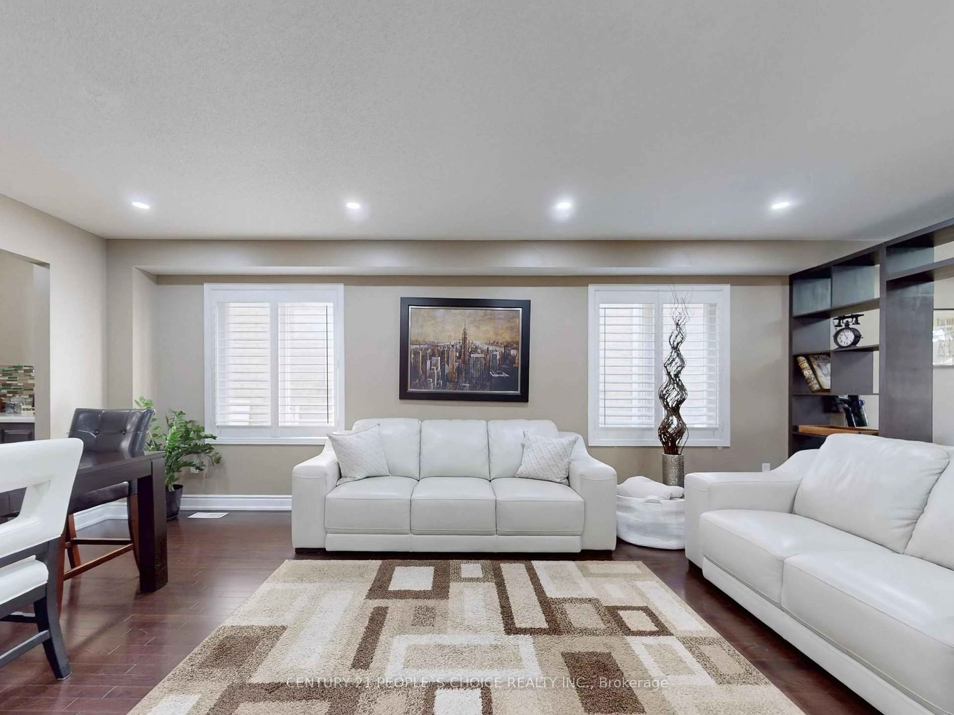 Living room with furniture, unknown for 230 Edenbrook Hill Dr, Brampton Ontario L7A 2W7