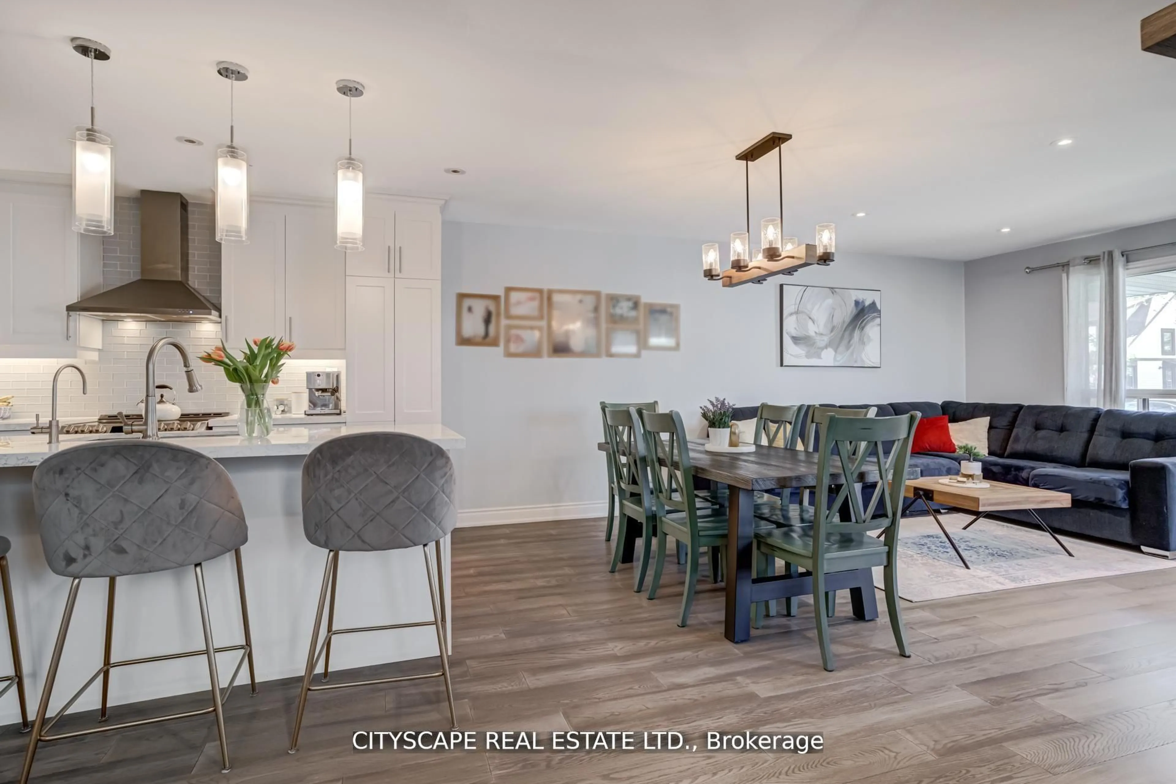 Open concept kitchen, unknown for 3206 Candela Dr, Mississauga Ontario L5A 2T8