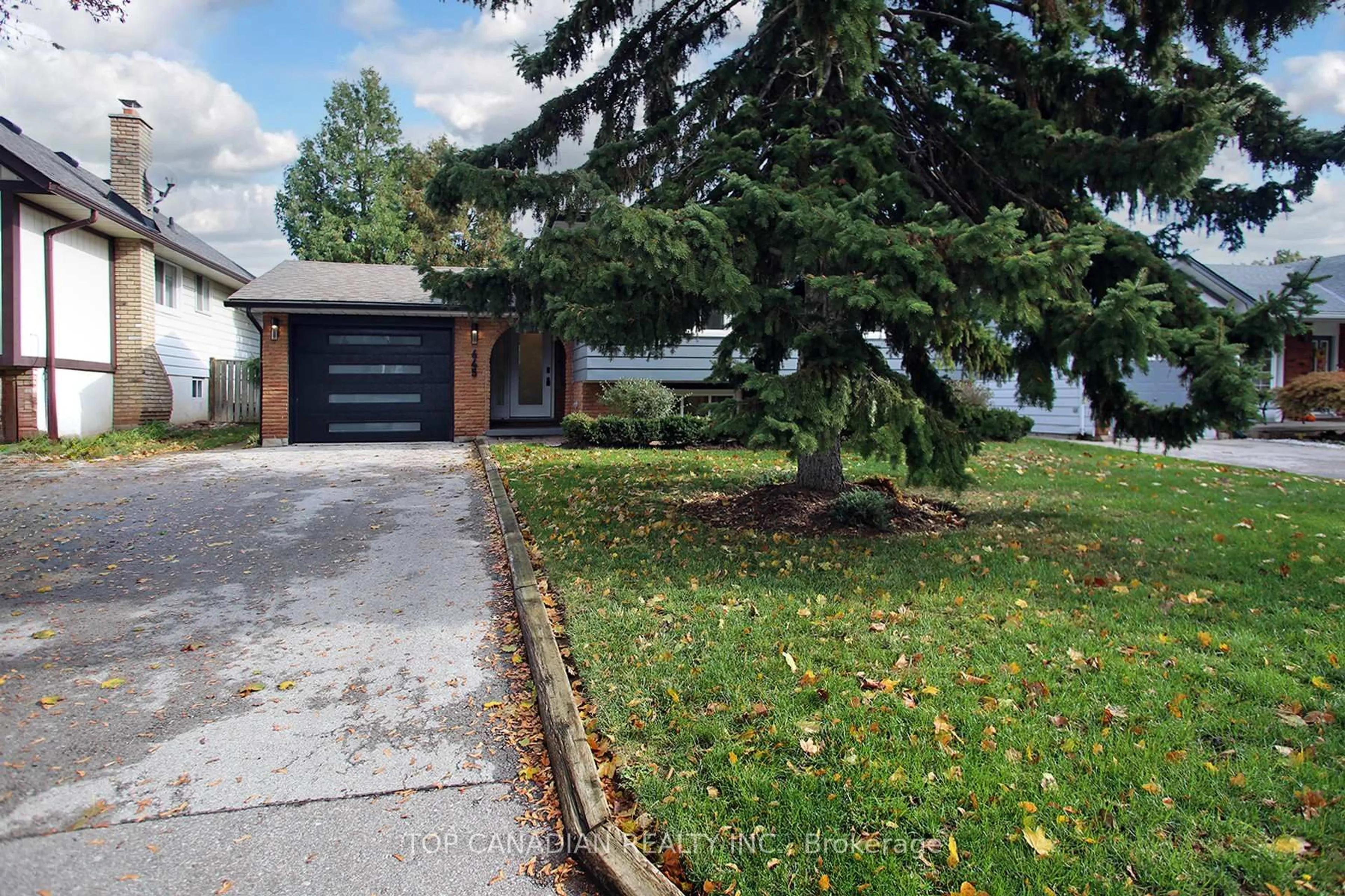 Unknown for 645 Castleguard Cres, Burlington Ontario L7N 2W7