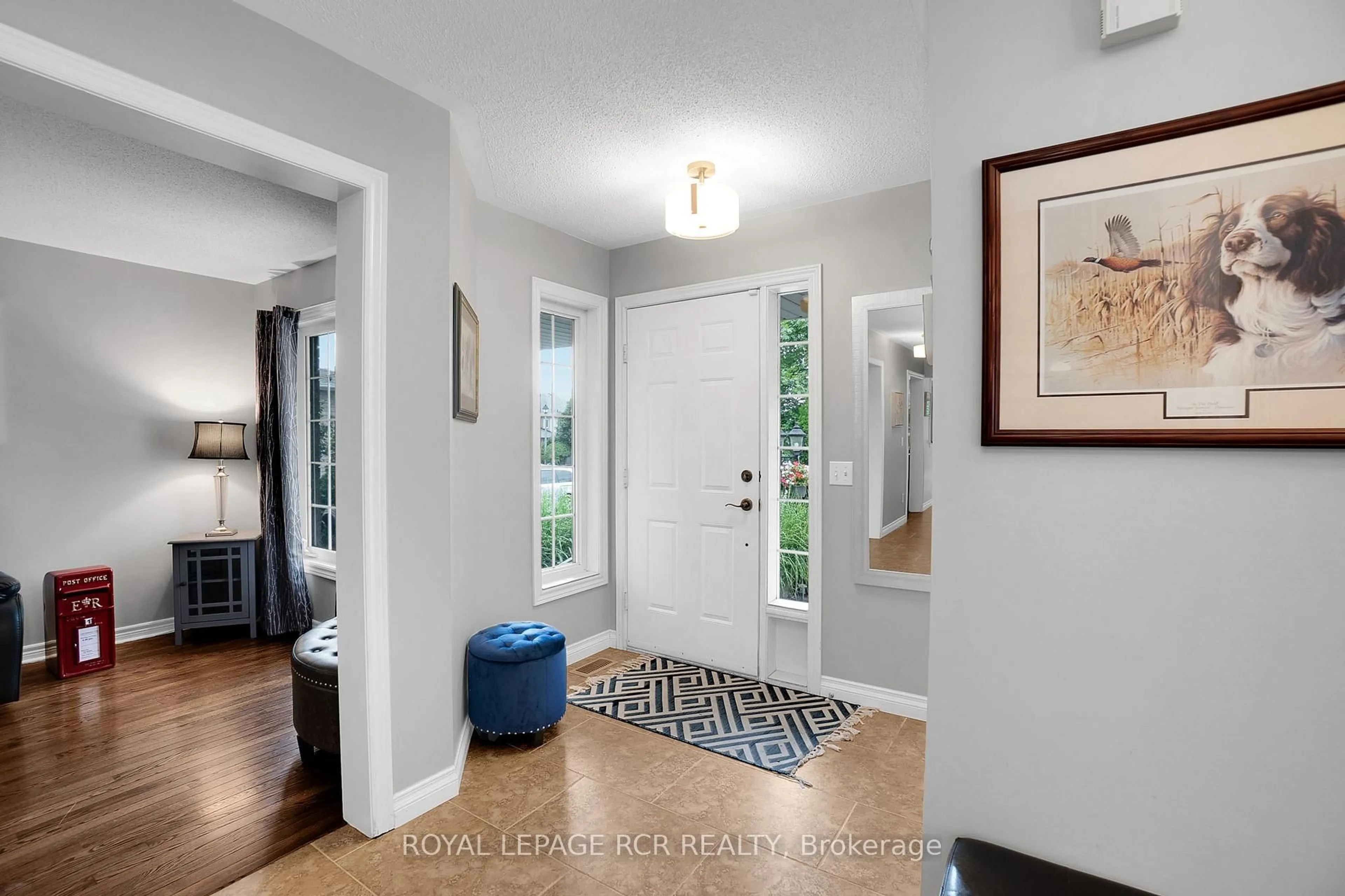 Indoor entryway for 20 Marnet Crt, Caledon Ontario L7E 1R1