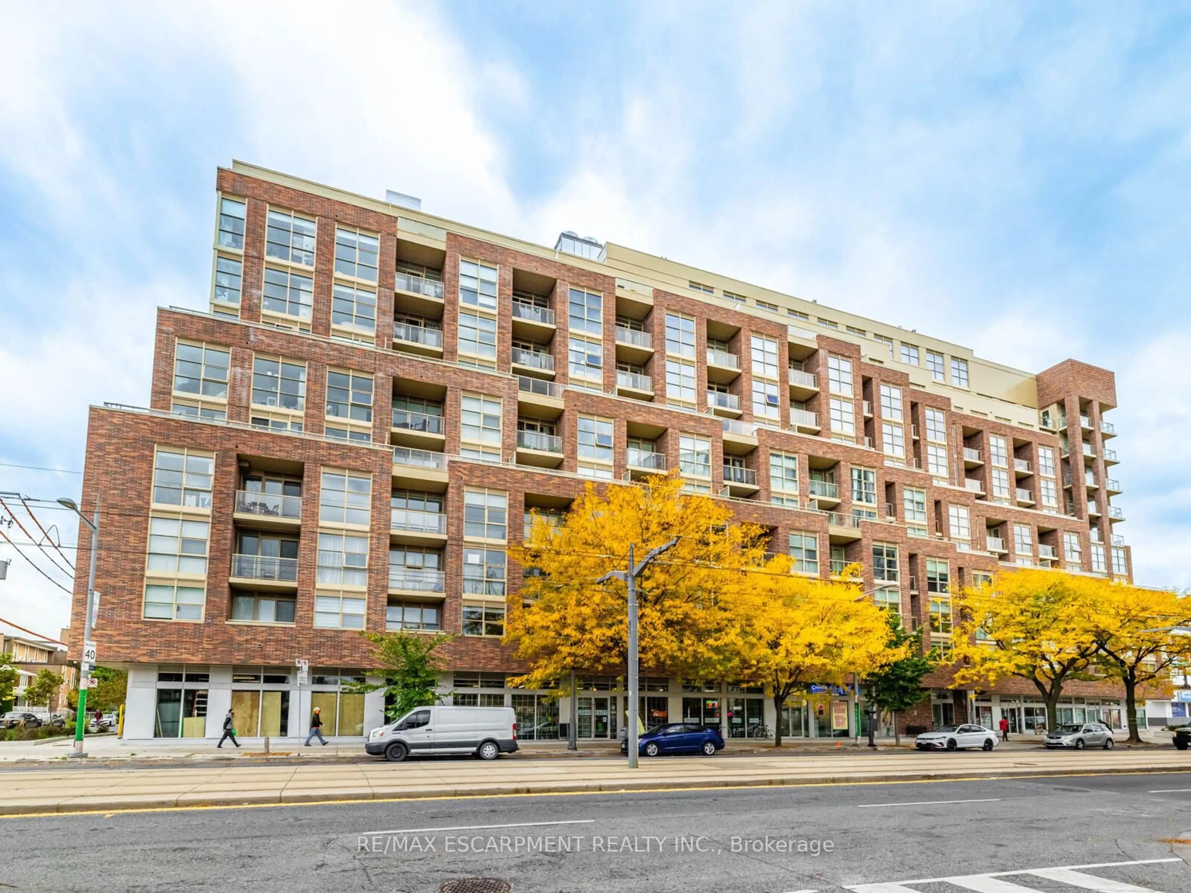 Unknown for 1787 St. Clair Ave #528, Toronto Ontario M6N 0B7