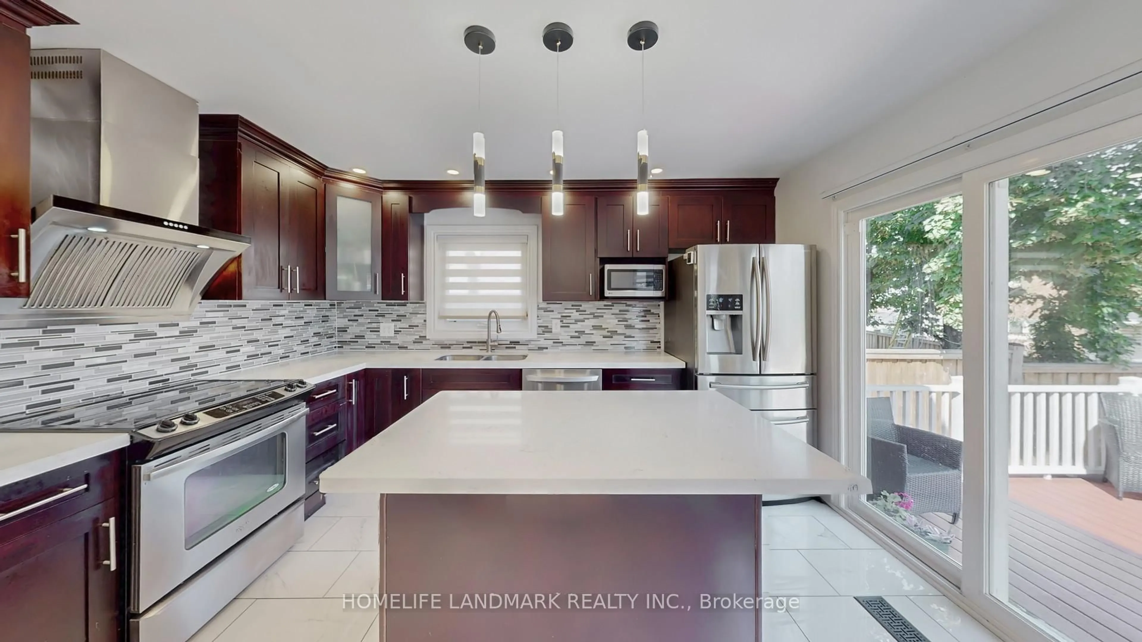 Contemporary kitchen, ceramic/tile floor for 373 Kingsbridge Garden Circ, Mississauga Ontario L5R 1K9