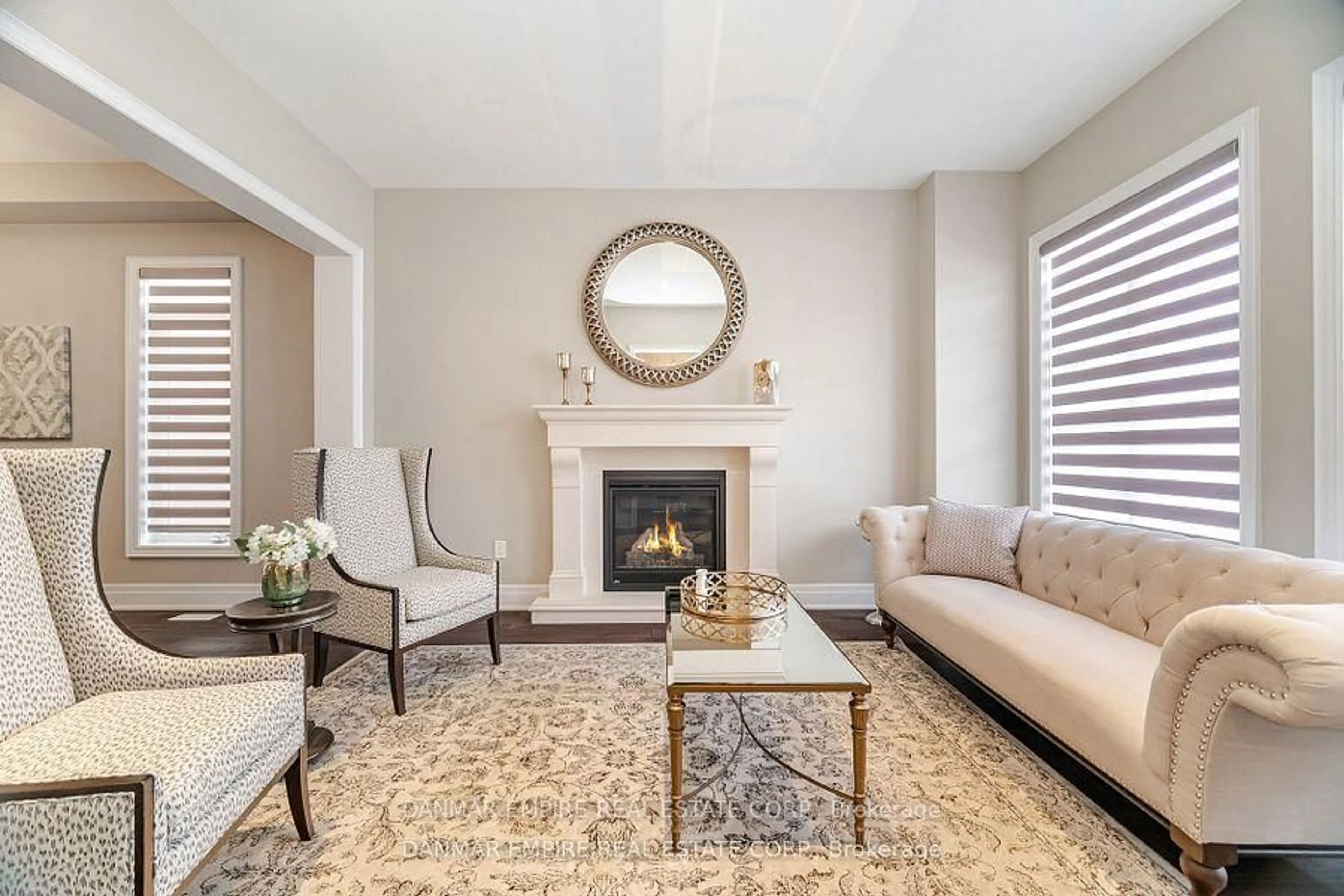 Living room with furniture, unknown for 386 Tudor Ave, Oakville Ontario L6K 2V5