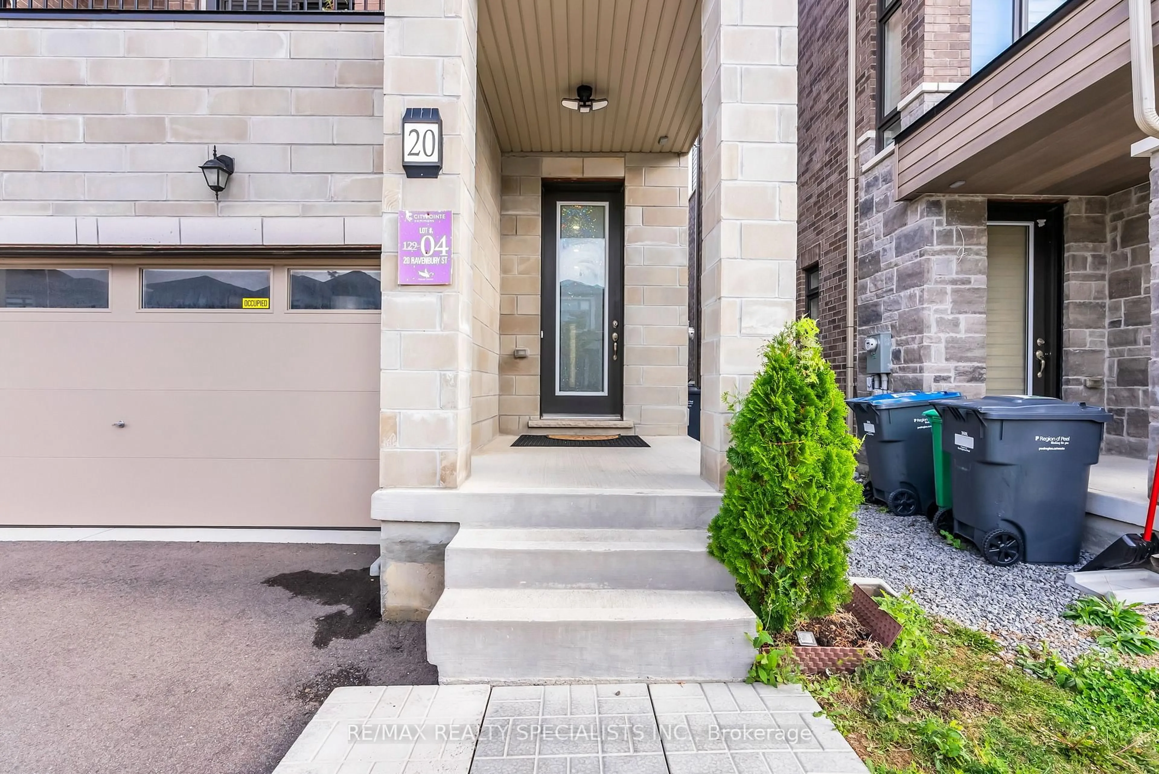 Unknown for 20 Ravenberry St, Brampton Ontario L6P 4P5