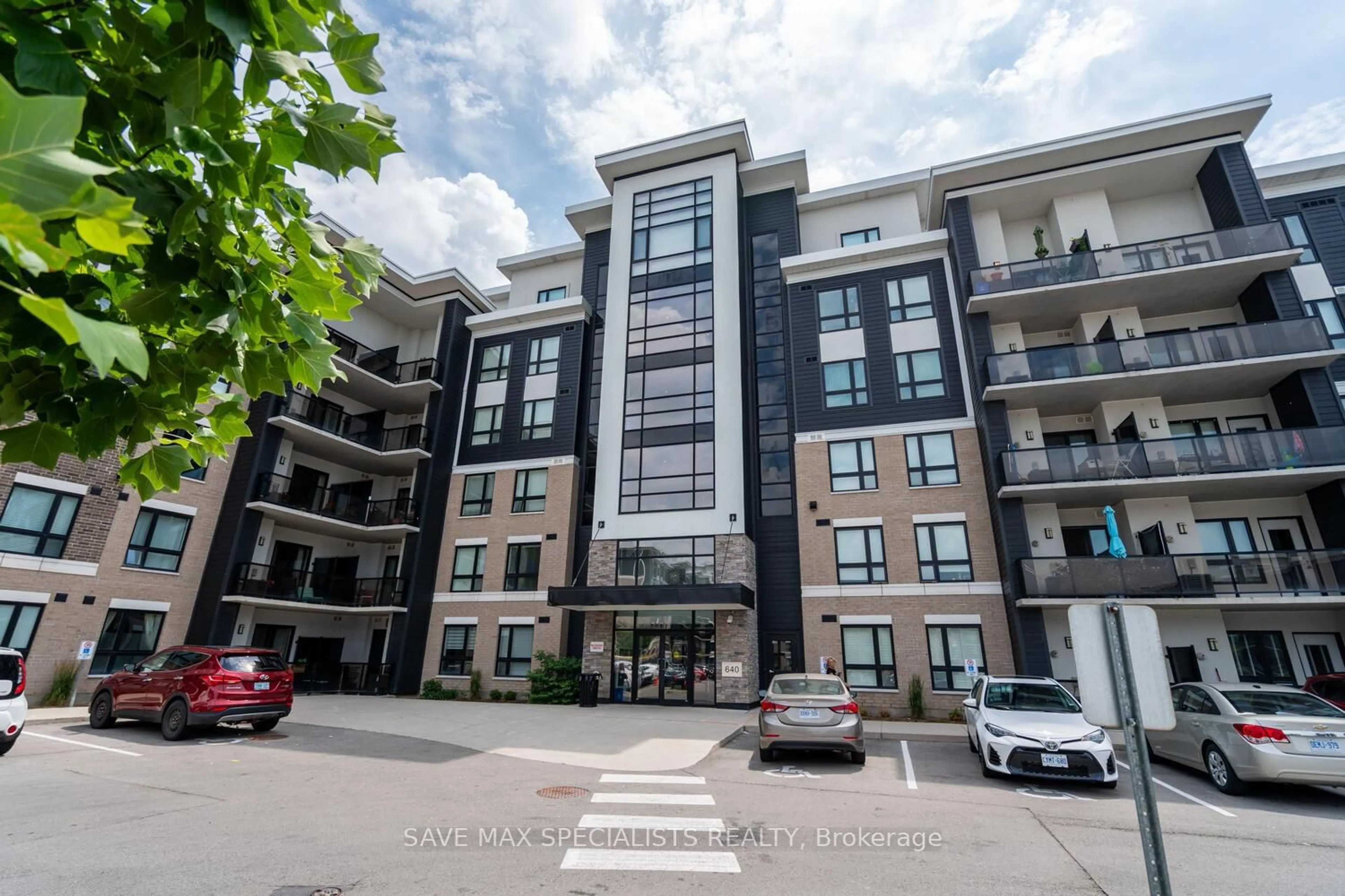 Unknown for 640 Sauve St #422, Milton Ontario L9T 8M4