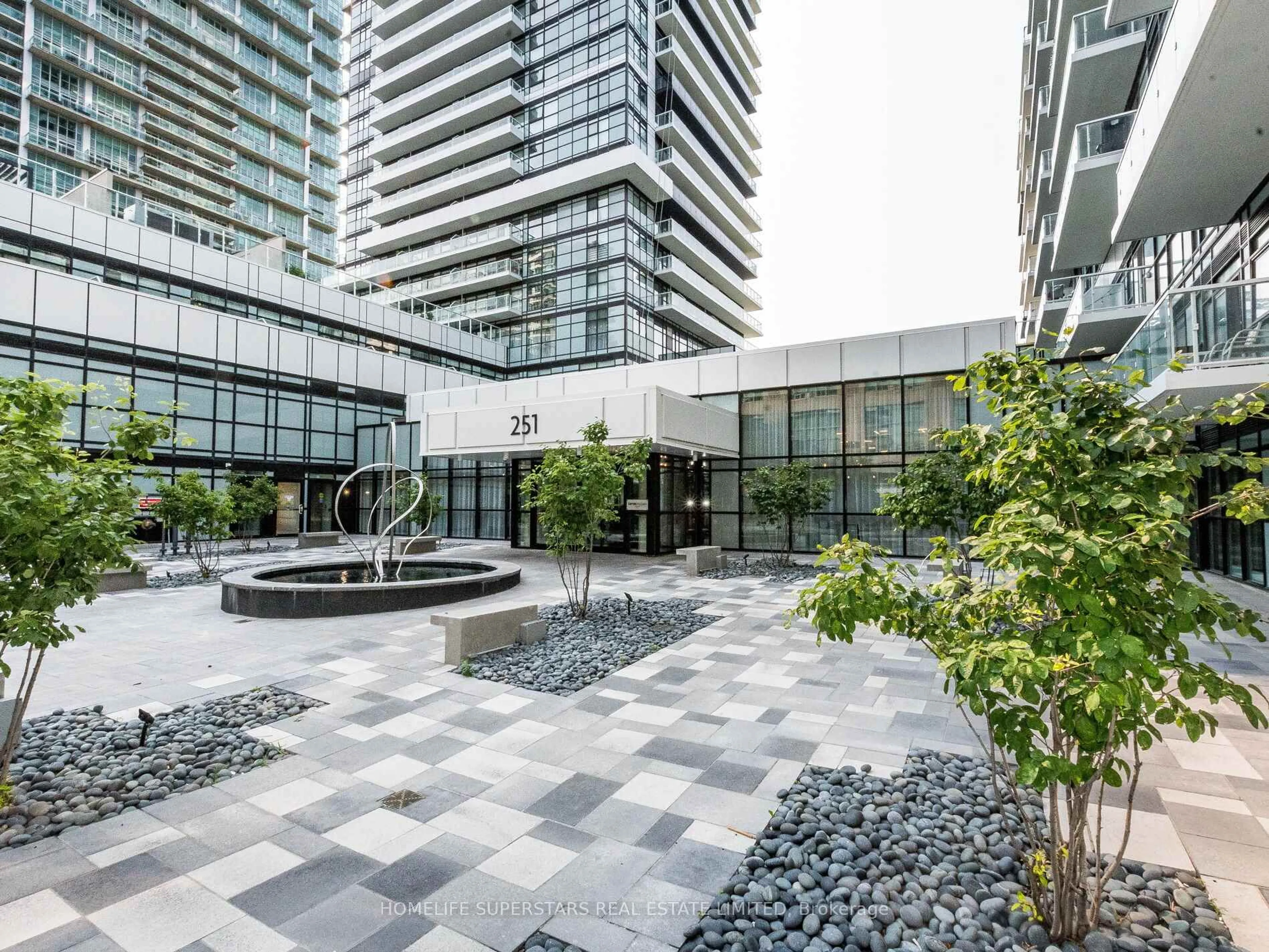 Patio, unknown for 251 Manitoba St #1810, Toronto Ontario M8Y 0C7