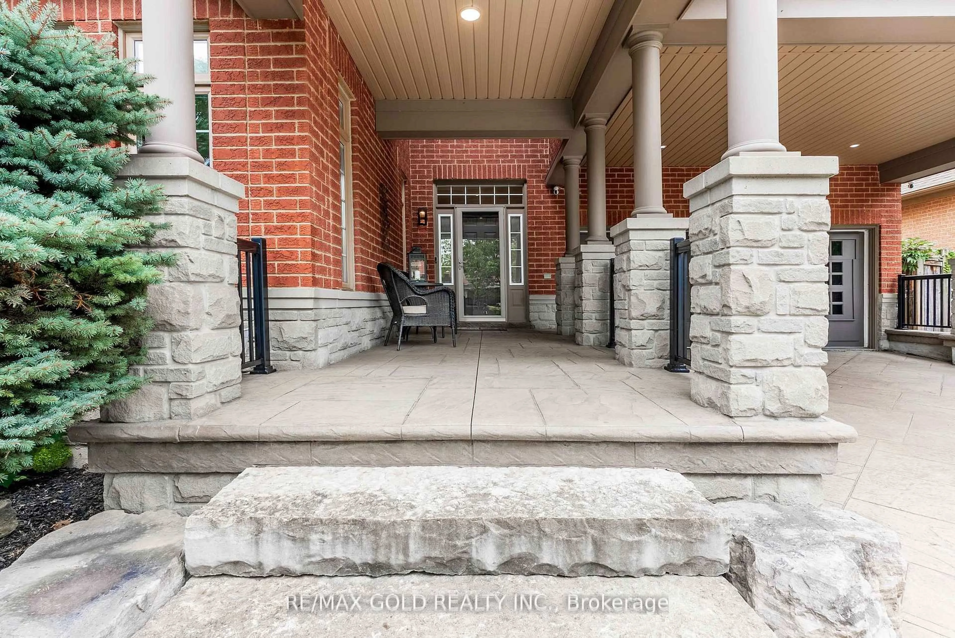 Unknown for 1593 Hallstone Rd, Brampton Ontario L6Y 5K8