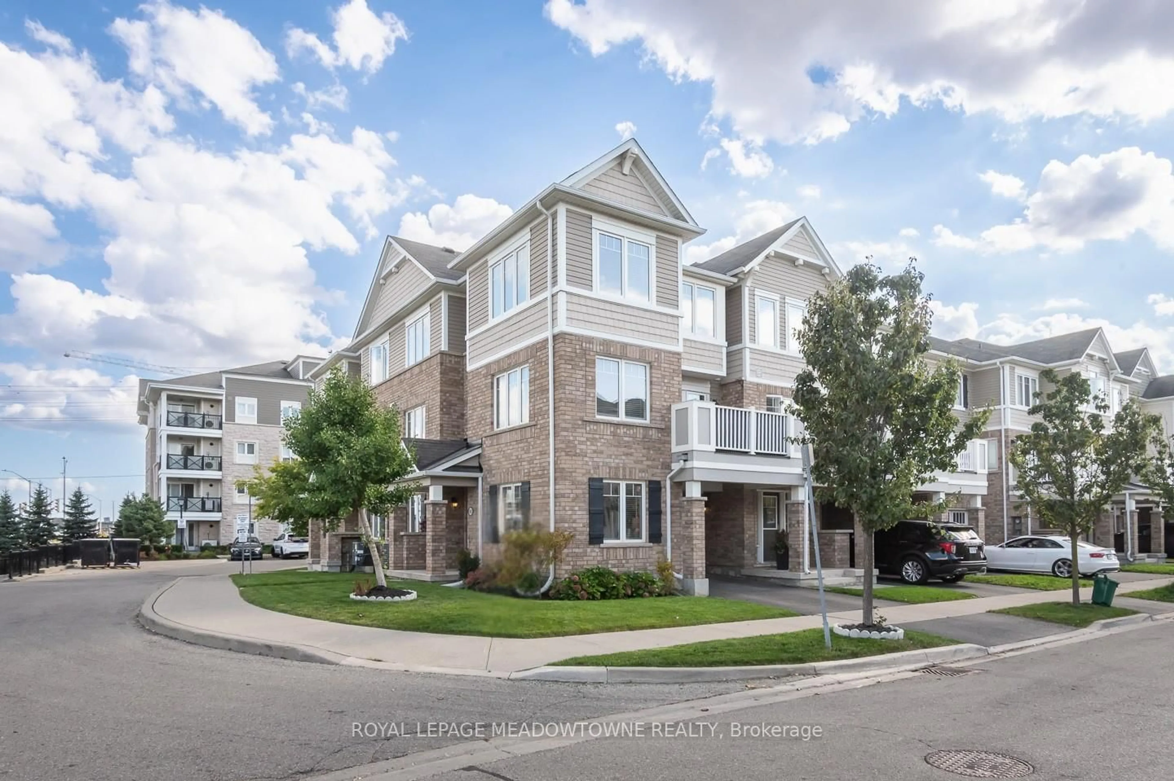 Unknown for 961 Nadalin Hts, Milton Ontario L9T 8R3