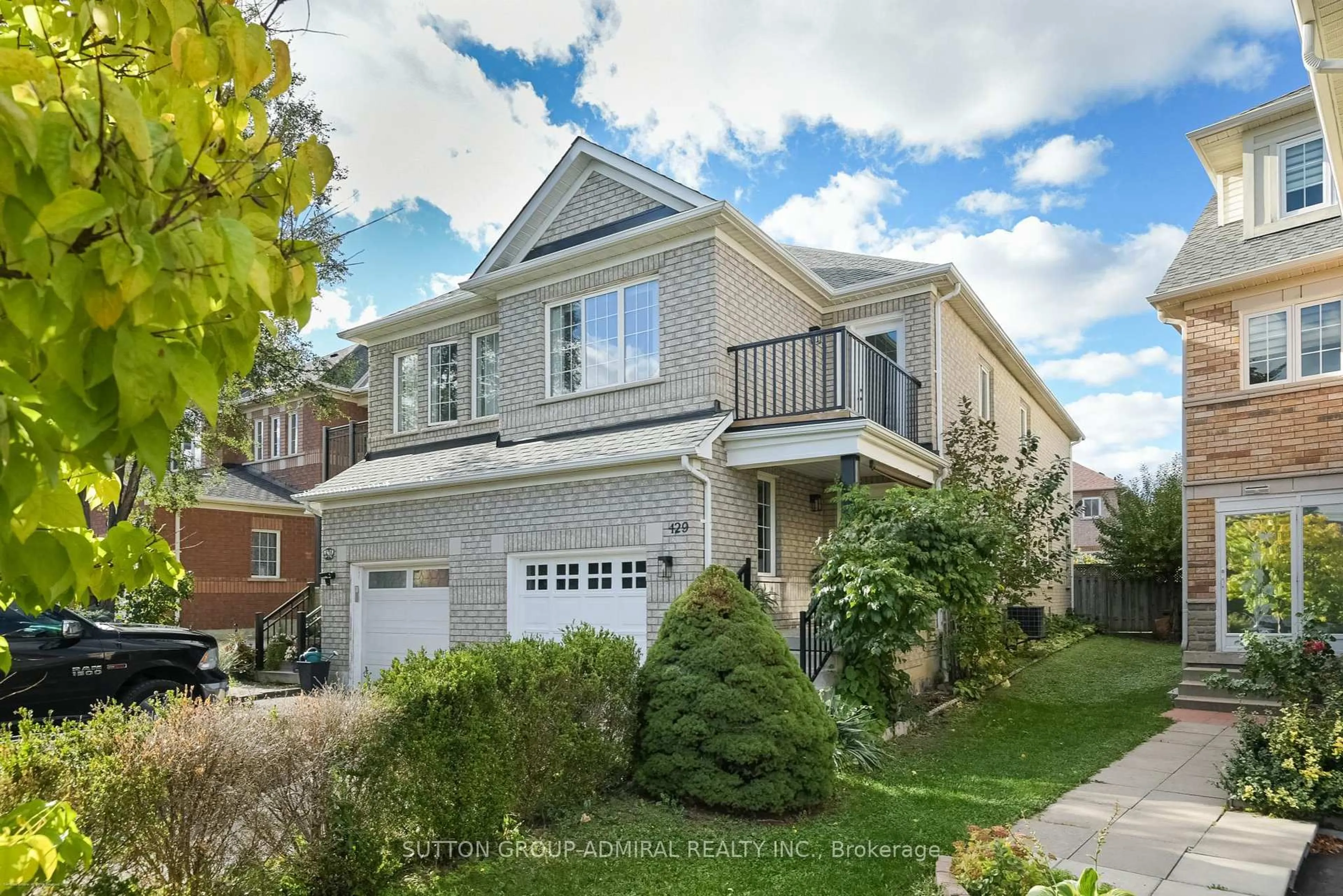 Unknown for 429 Stonetree Crt, Mississauga Ontario L5H 4H3