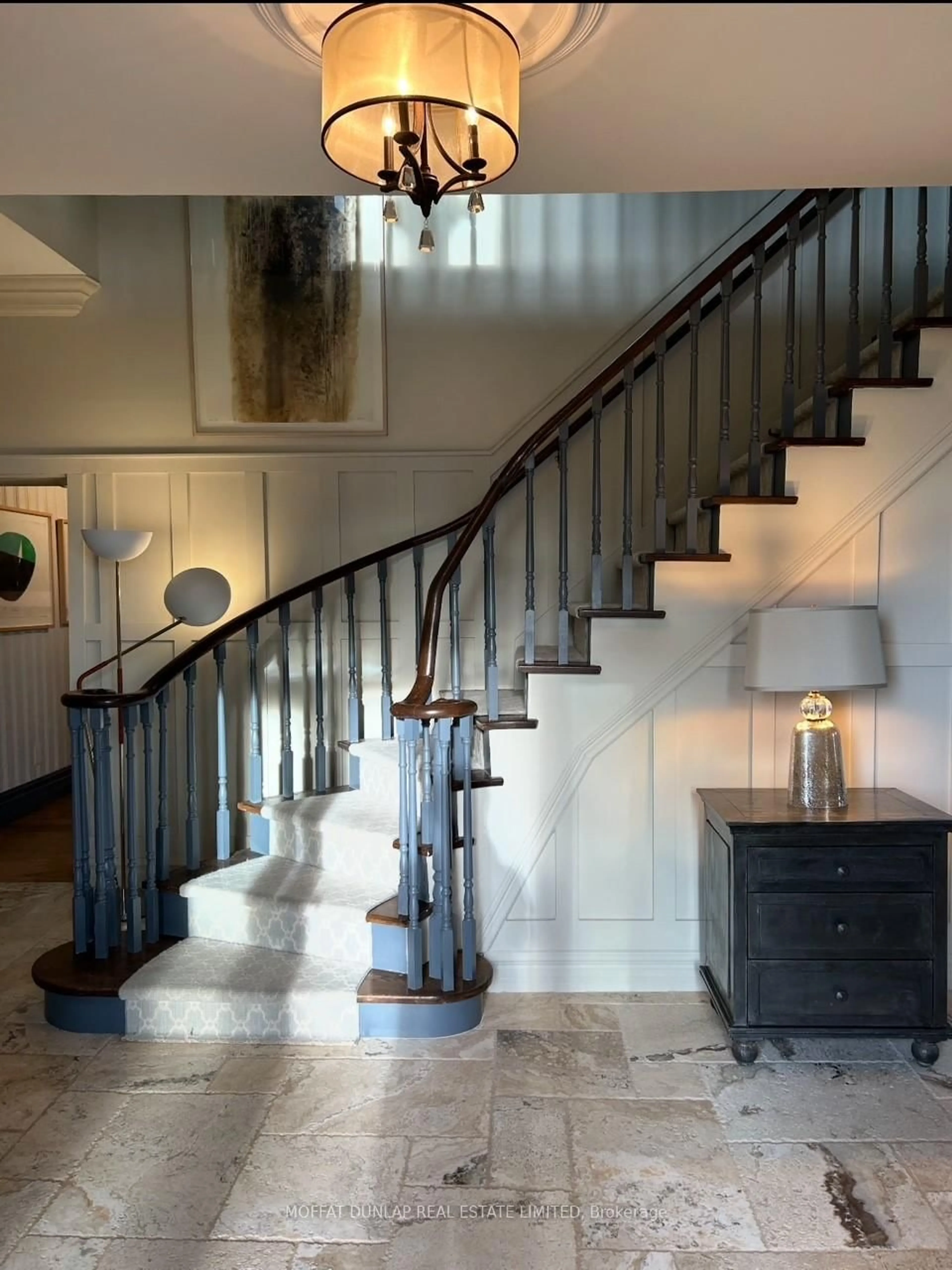 Unknown for 2052 Highpoint Sdrd, Caledon Ontario L7K 0H9