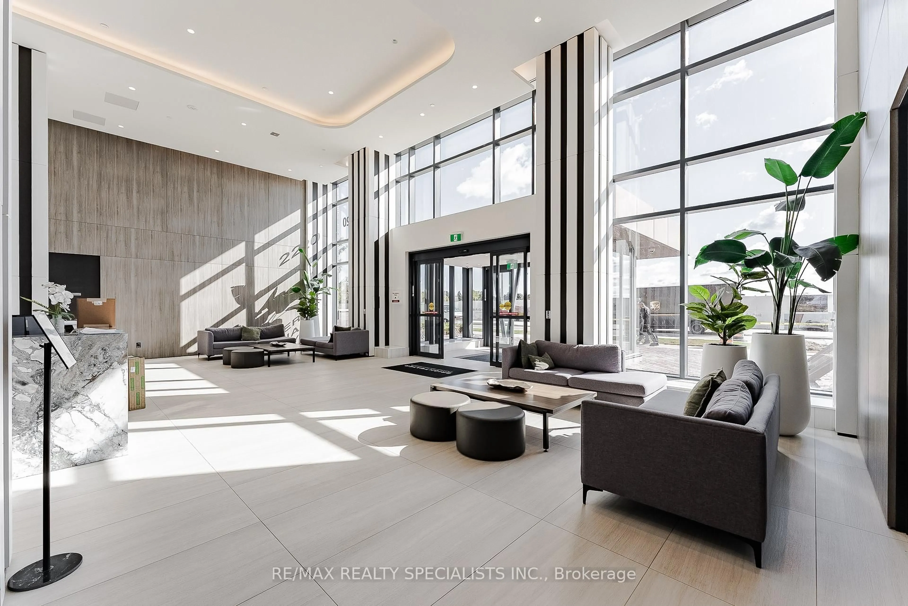 Lobby for 22 Missinnihe Way #1007, Mississauga Ontario L5H 0A9