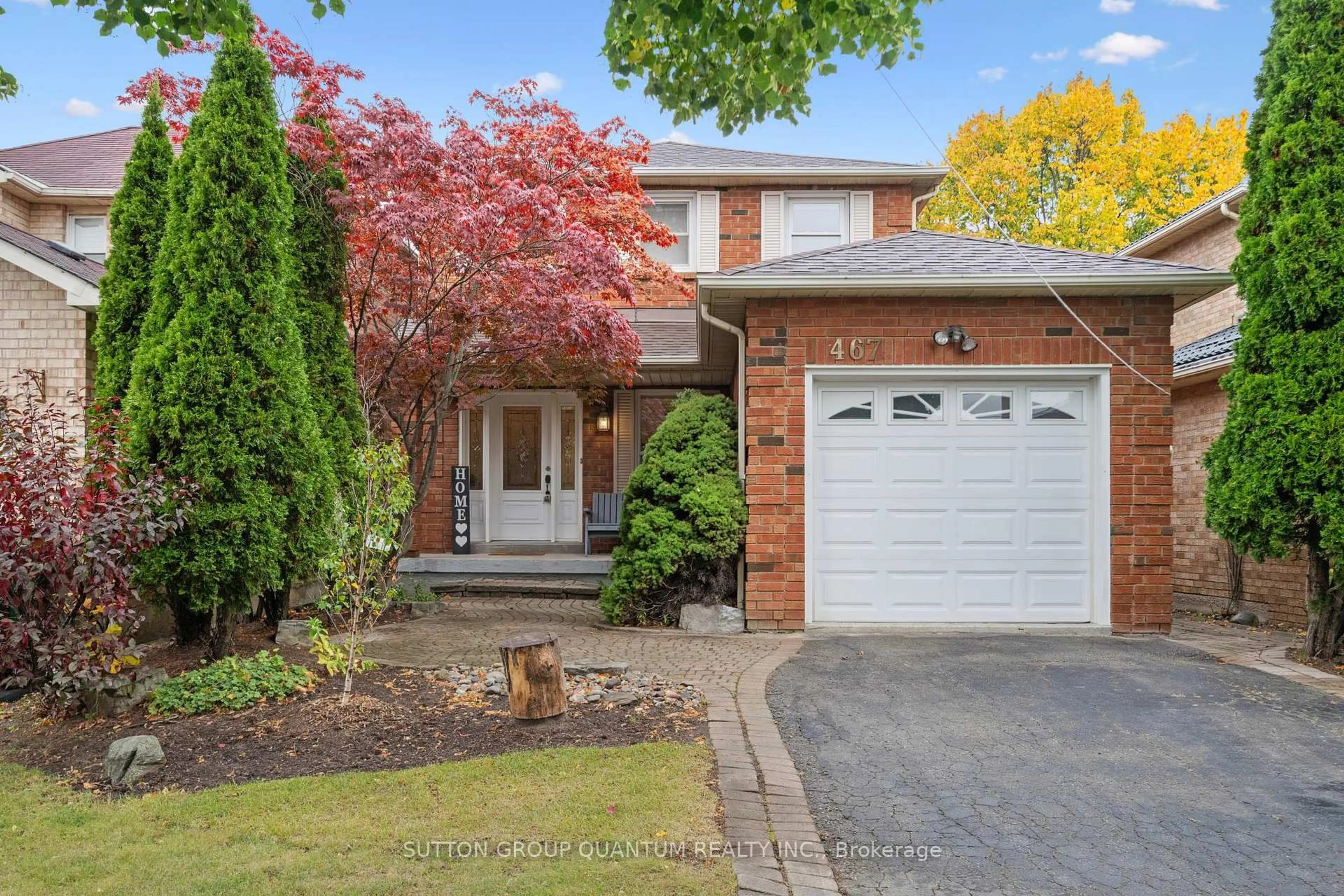 Home with brick exterior material, street for 467 Petawawa Cres, Mississauga Ontario L4Z 2N1