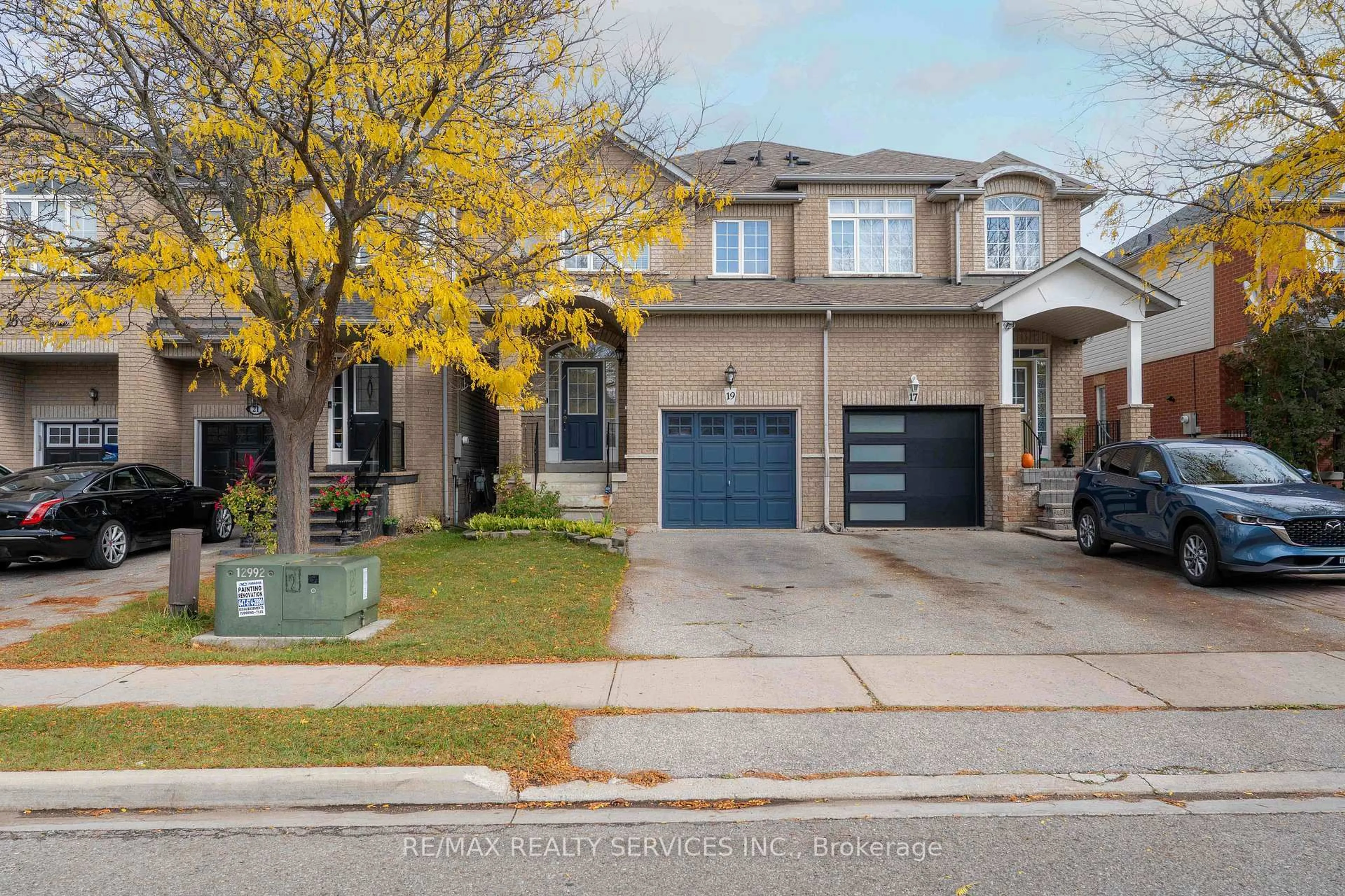 Home with brick exterior material, street for 19 Traymore St, Brampton Ontario L7A 2G2