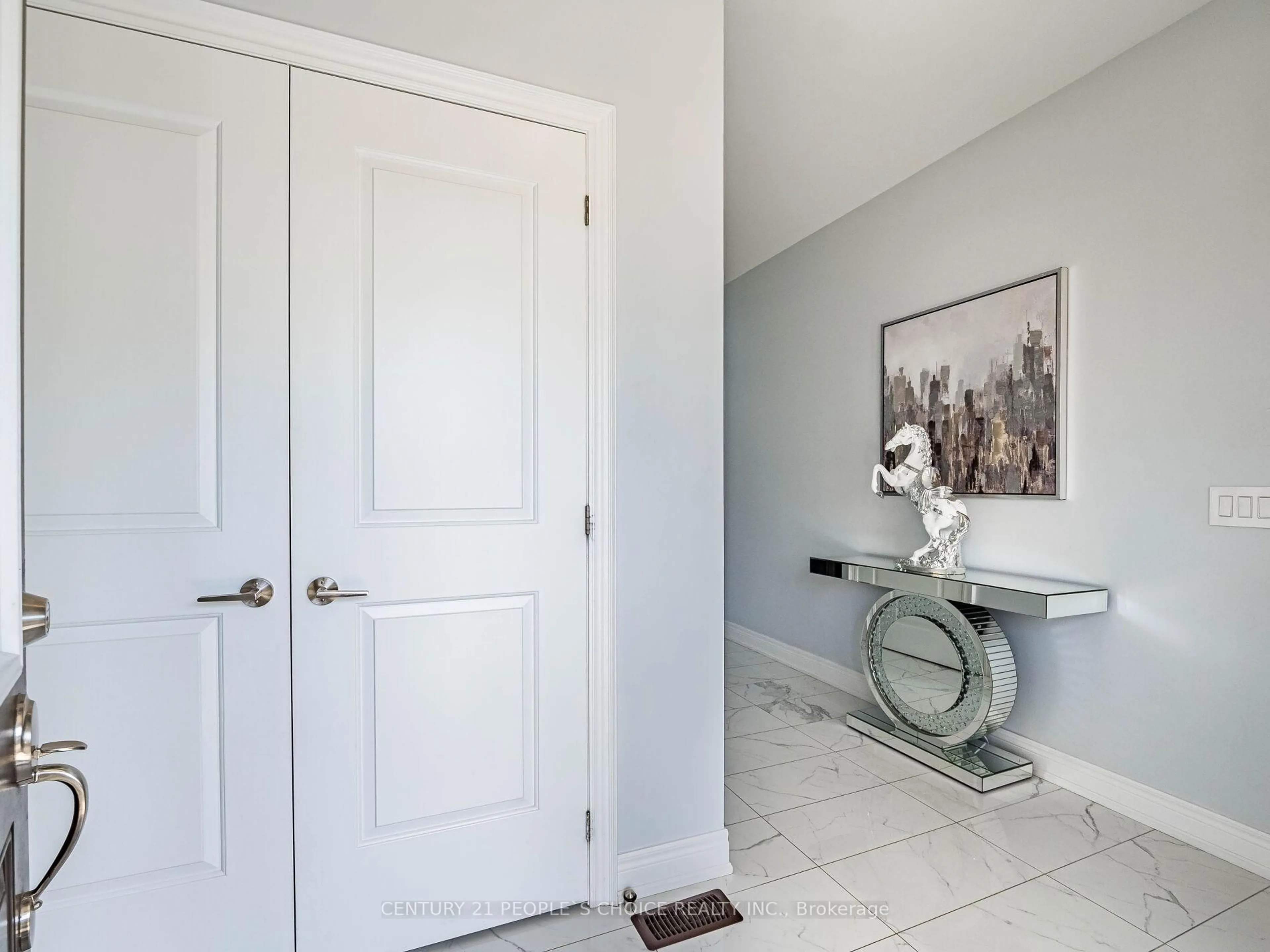 Unknown for 9 Sinatra St, Brampton Ontario L6R 4B1