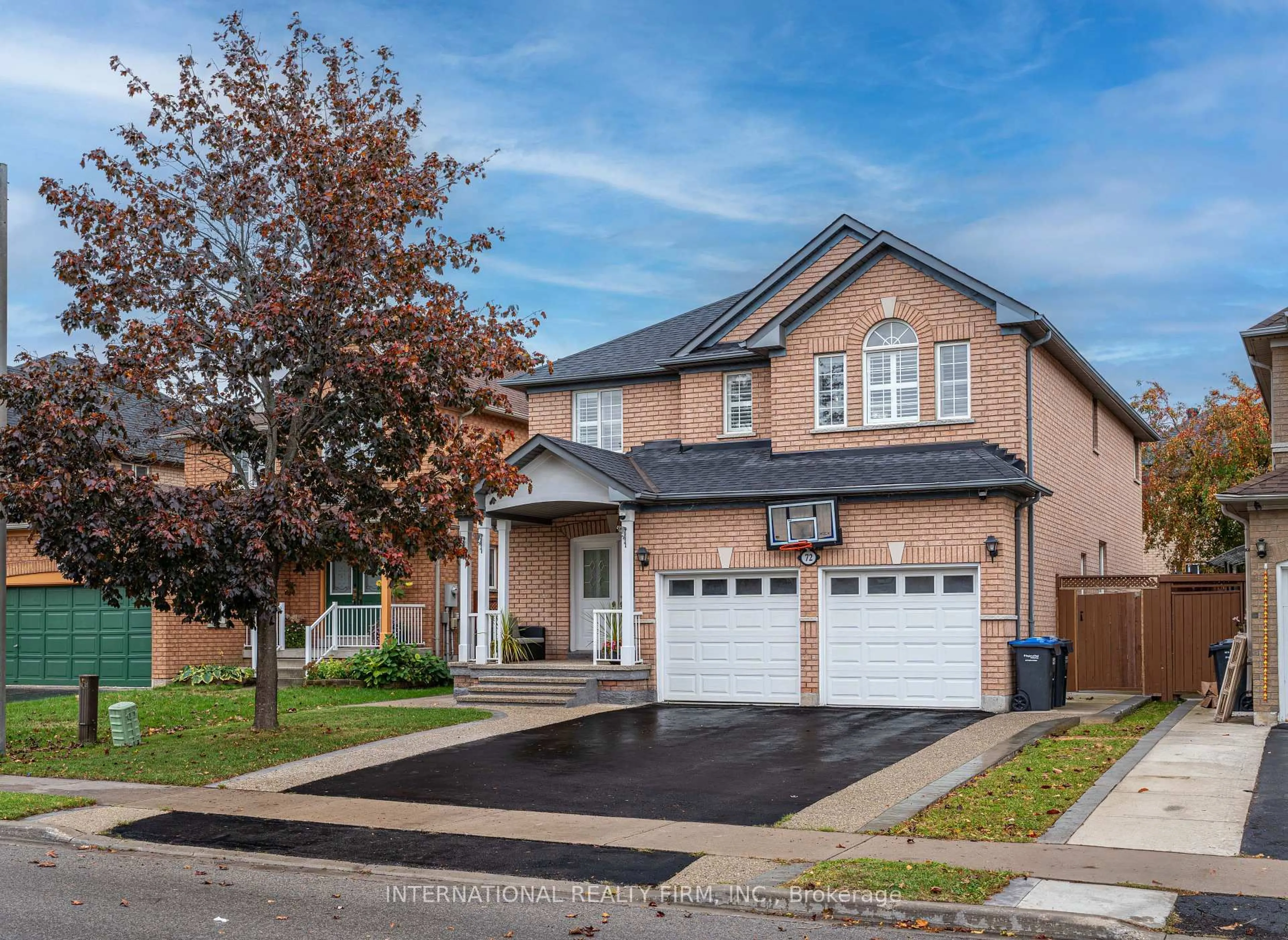 Home with brick exterior material, street for 72 Barleyfield Rd, Brampton Ontario L6R 2J1
