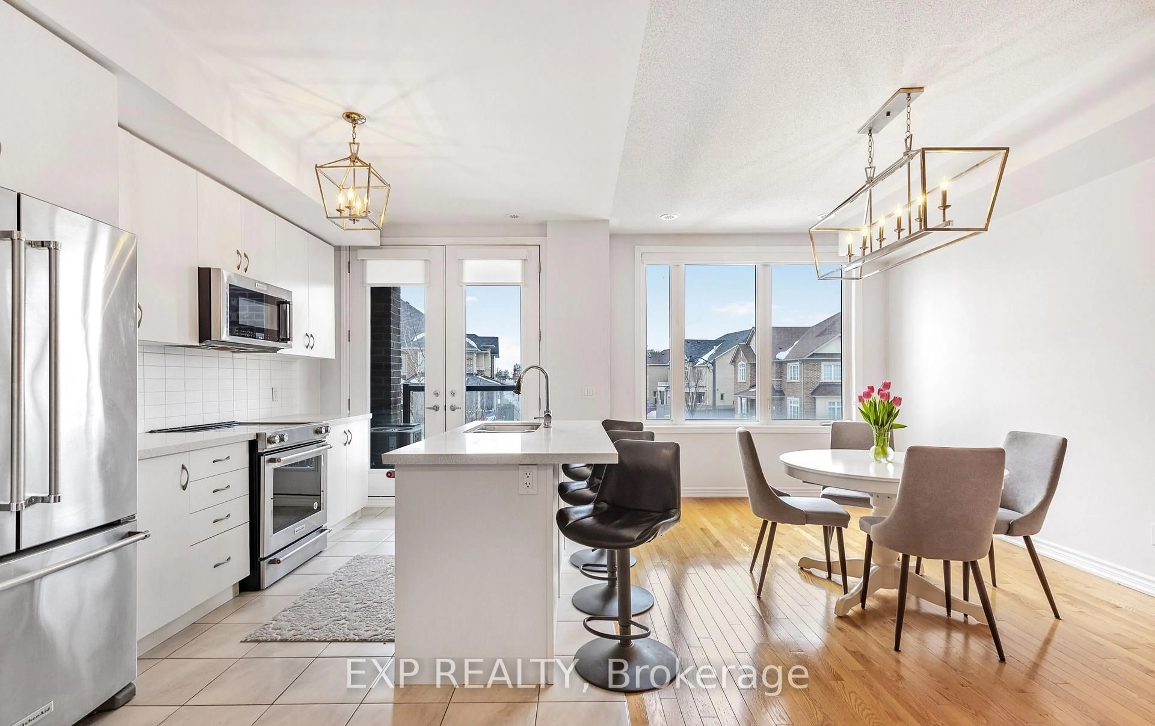 Open concept kitchen, unknown for 3048 Postridge Dr, Oakville Ontario L6H 0R9