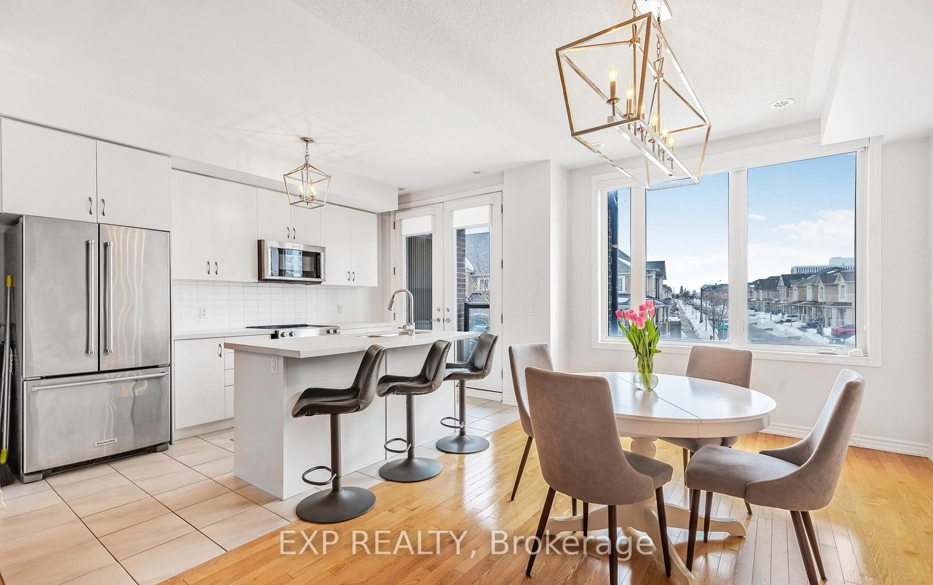 Open concept kitchen, unknown for 3048 Postridge Dr, Oakville Ontario L6H 0R9