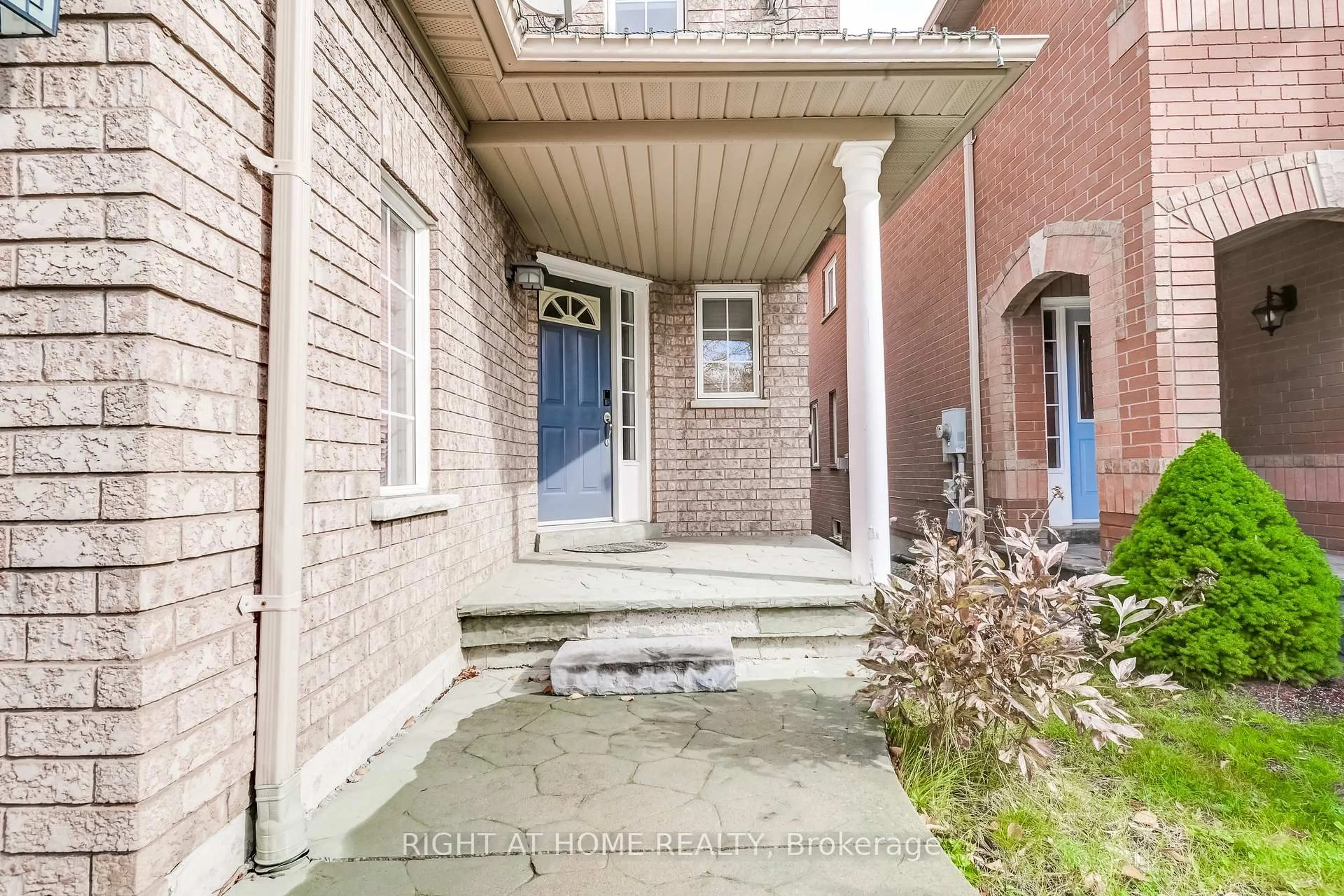 Home with brick exterior material, street for 51 Crestridge Dr, Caledon Ontario L7E 2T9