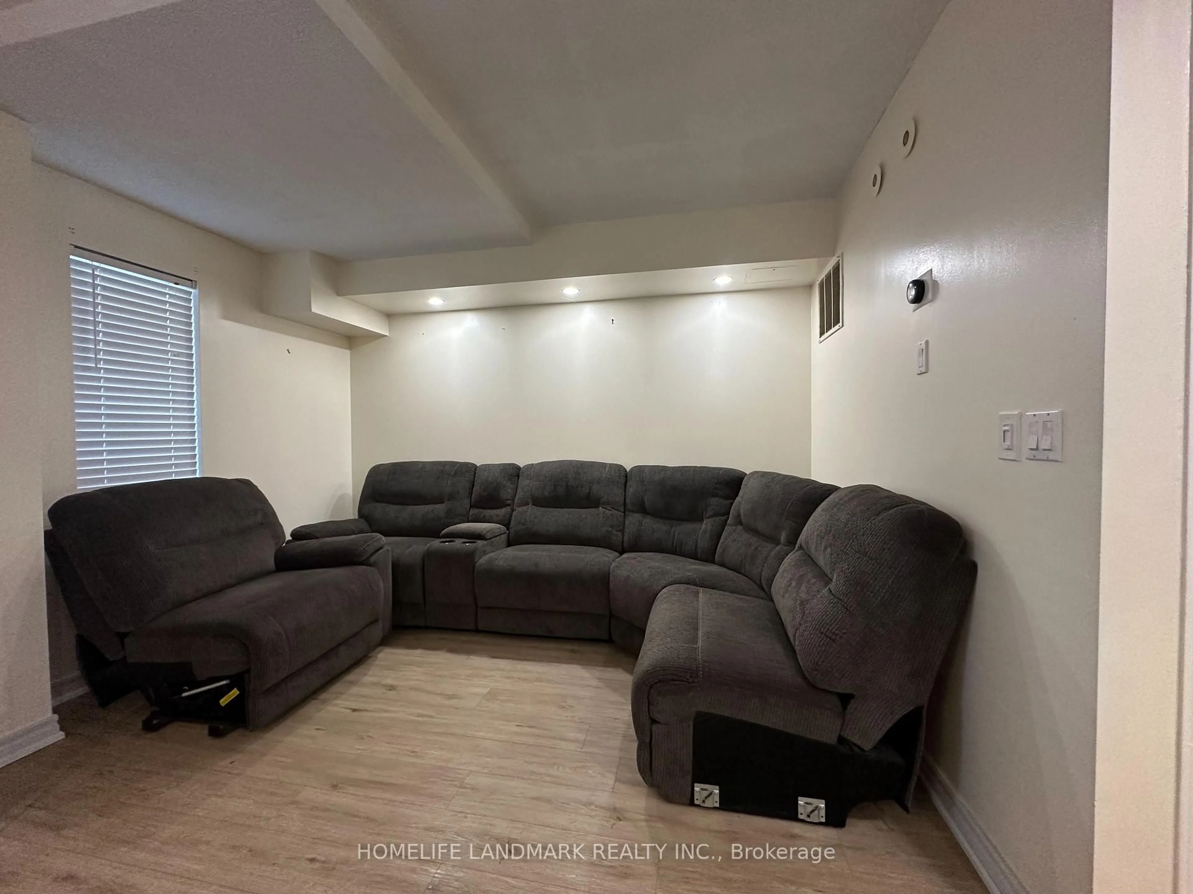 Home theater for 3043 Finch Ave #1014, Toronto Ontario M9M 0A4