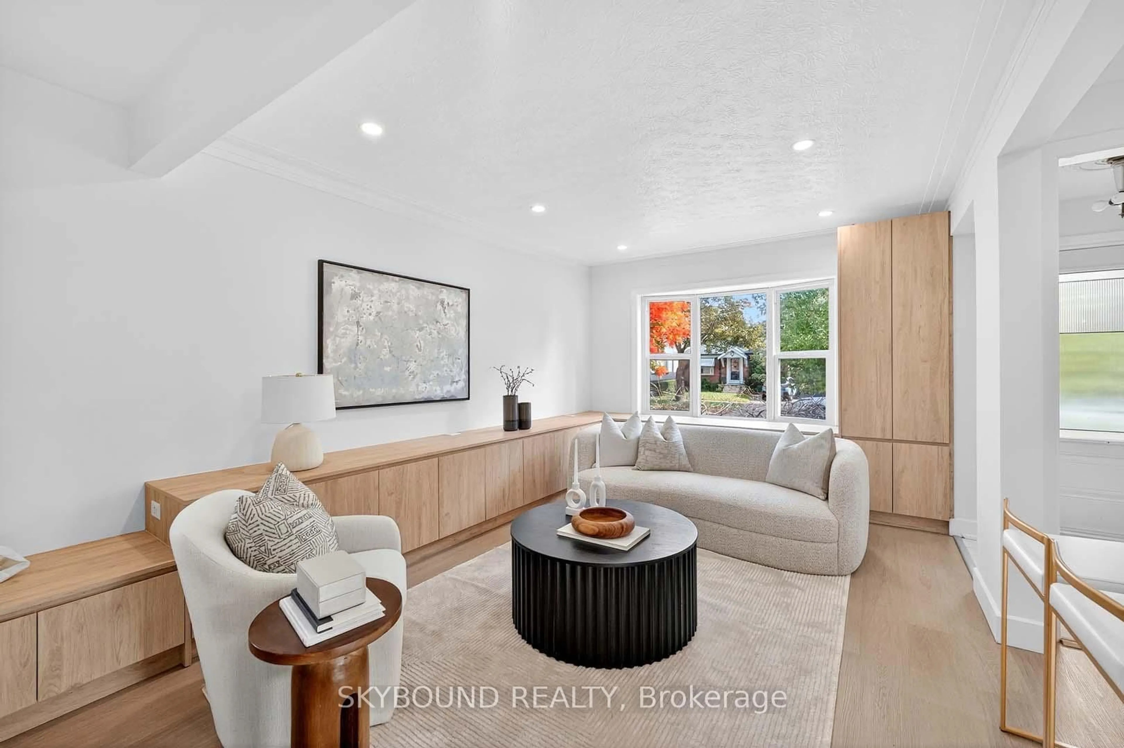 Living room with furniture, unknown for 46 Rothsay Ave, Toronto Ontario M8Z 4M3