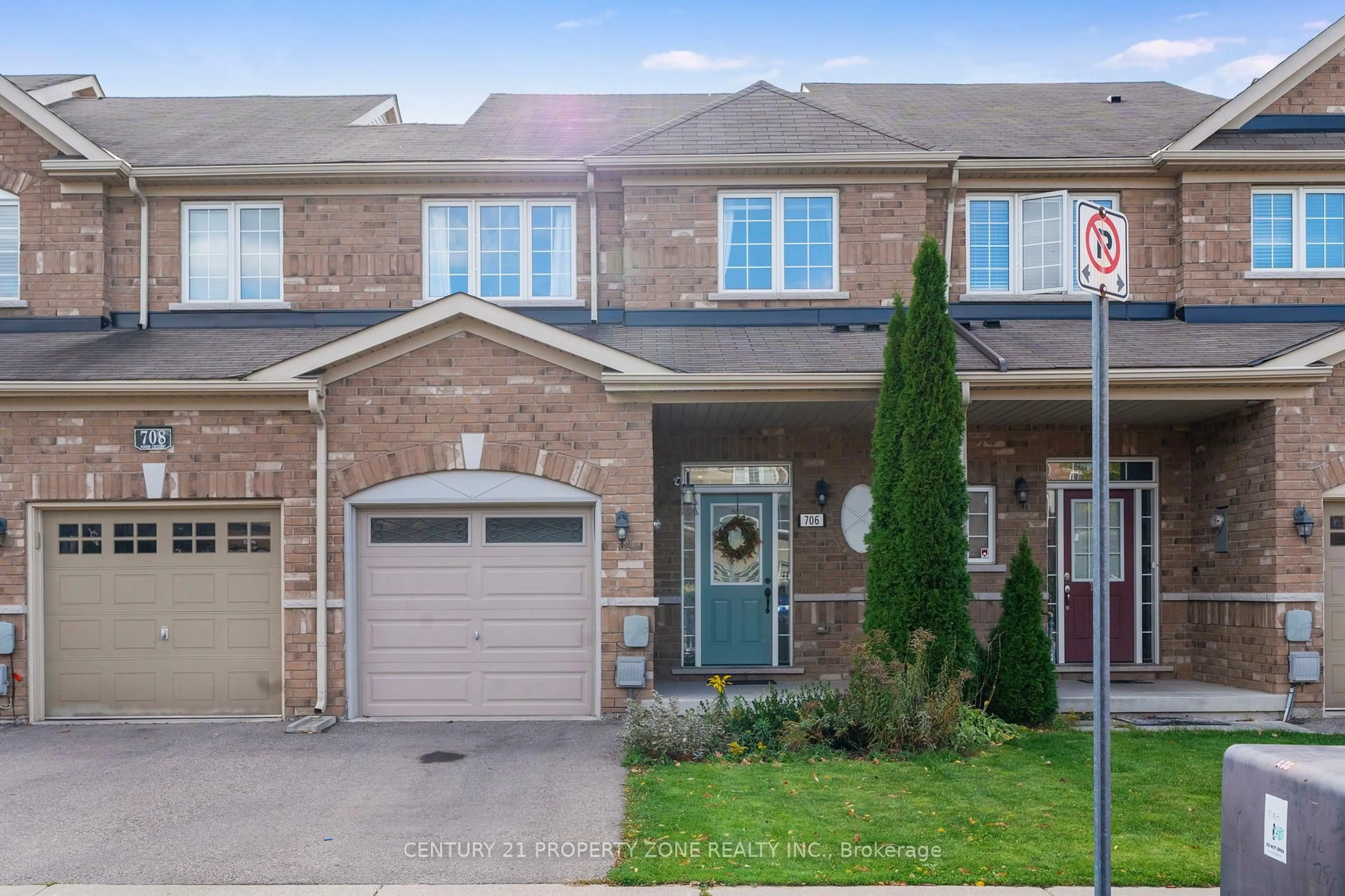 Home with brick exterior material, street for 706 AGNEW Cres, Milton Ontario L9T 8M6