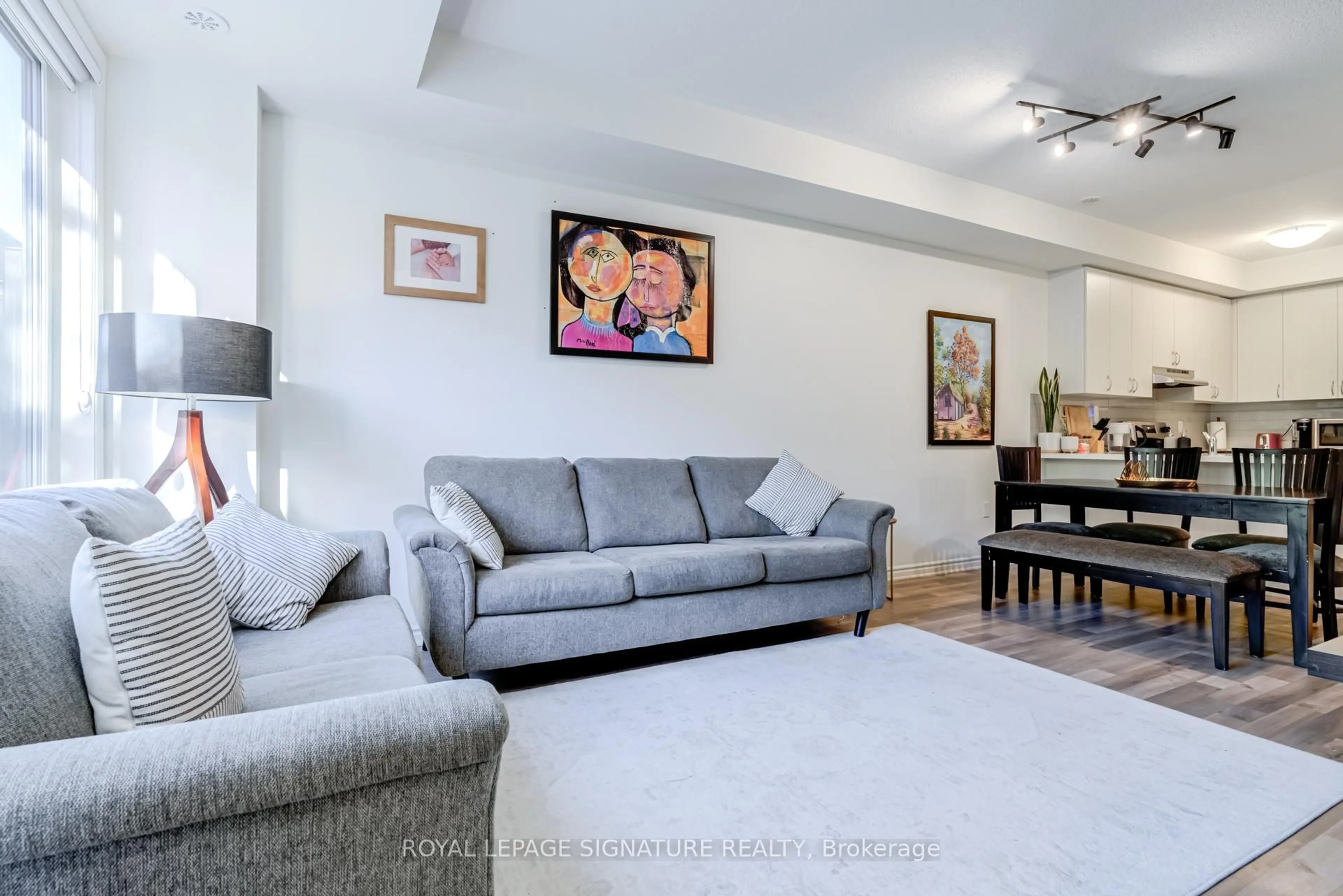 Living room with furniture, unknown for 1155 Stroud Lane #3, Mississauga Ontario L5J 0B3