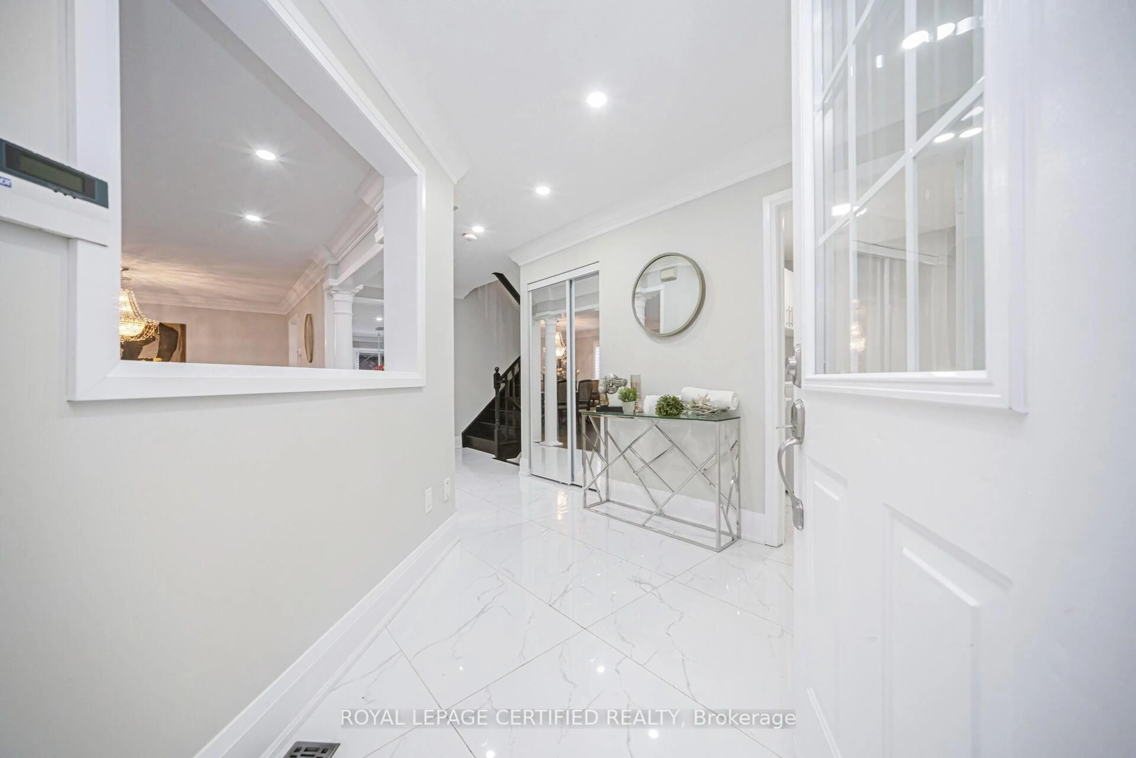 Indoor entryway for 57 Legend Lane, Brampton Ontario L6X 5B6