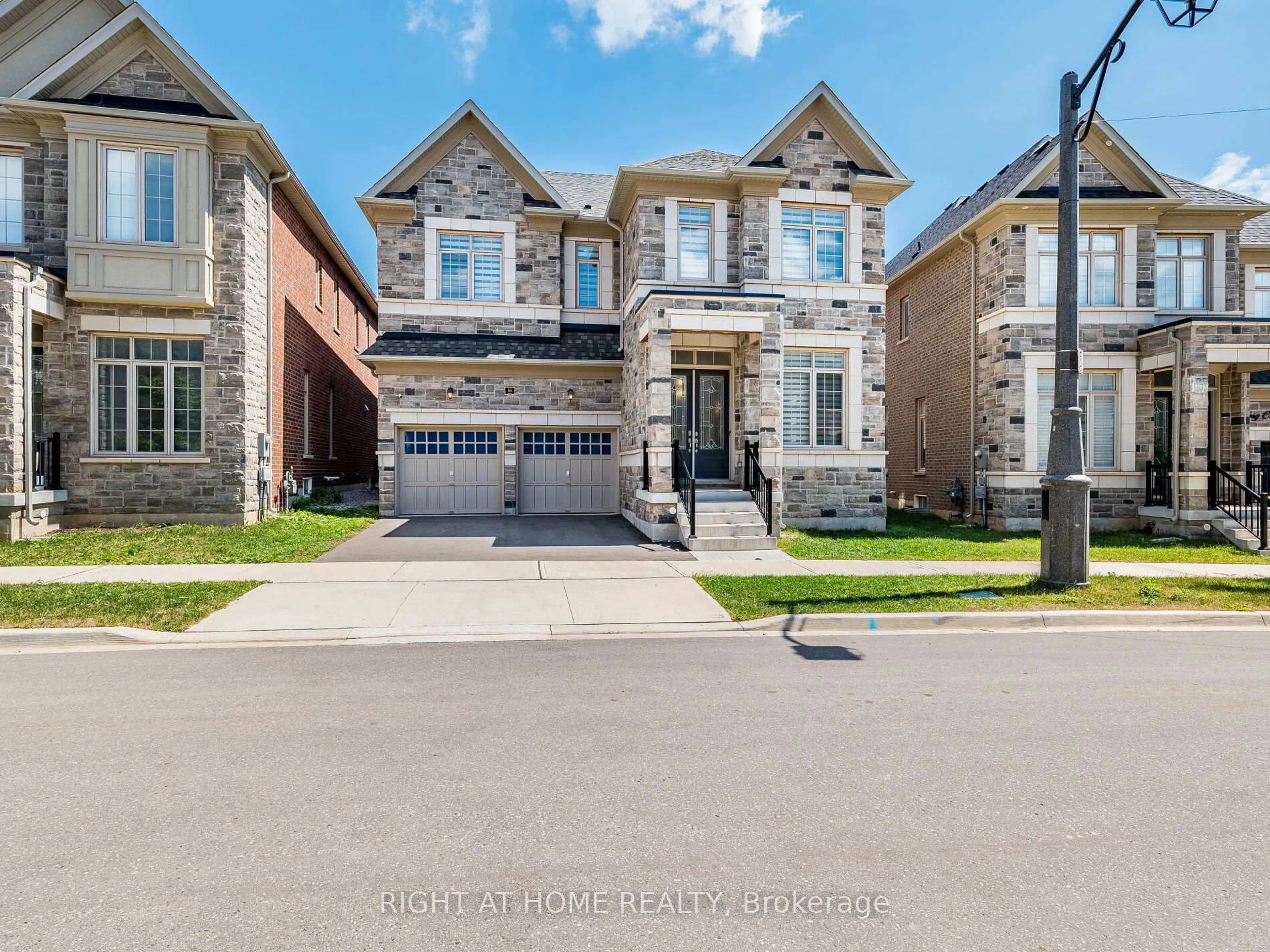 Home with brick exterior material, street for 16 Charing Cross Gate, Oakville Ontario L6H 0V7