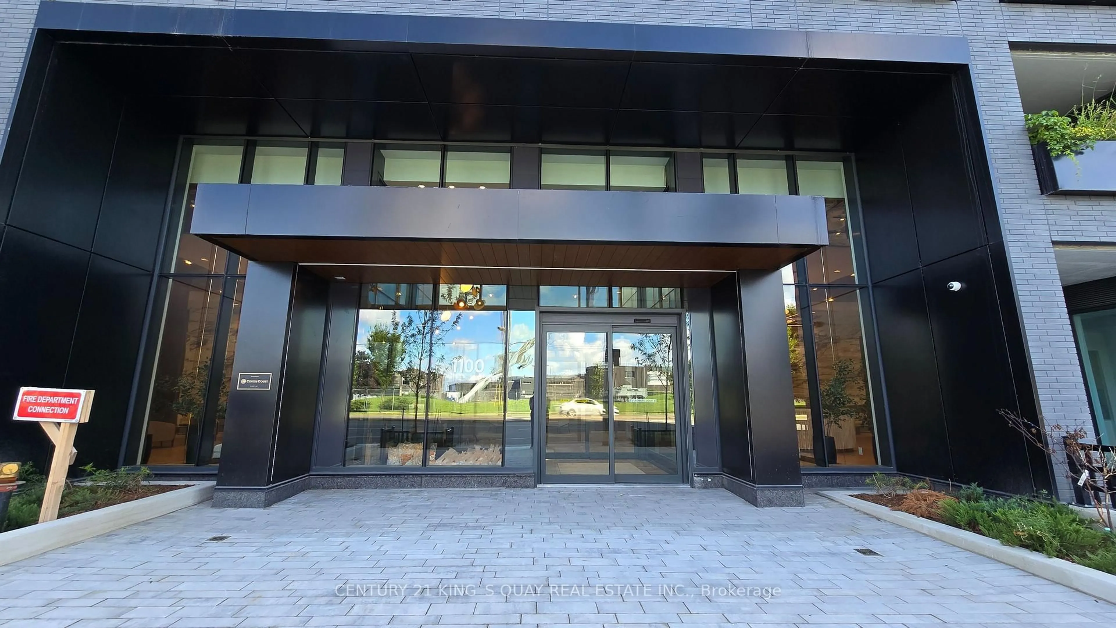 Indoor foyer for 1100 Sheppard Ave #236, Toronto Ontario M3K 0E4