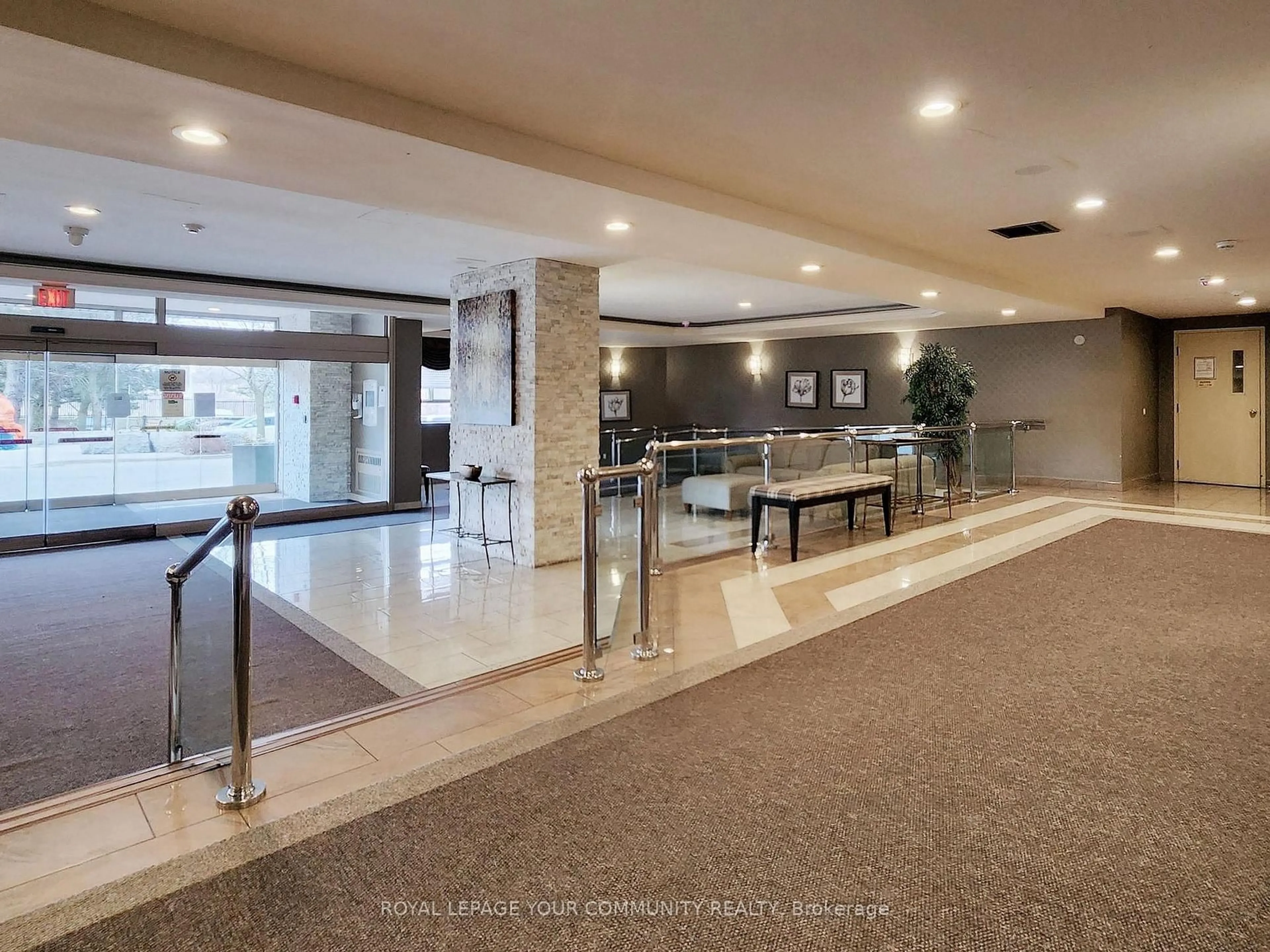 Lobby for 61 Markbrook Lane #1611, Toronto Ontario M9V 5E7