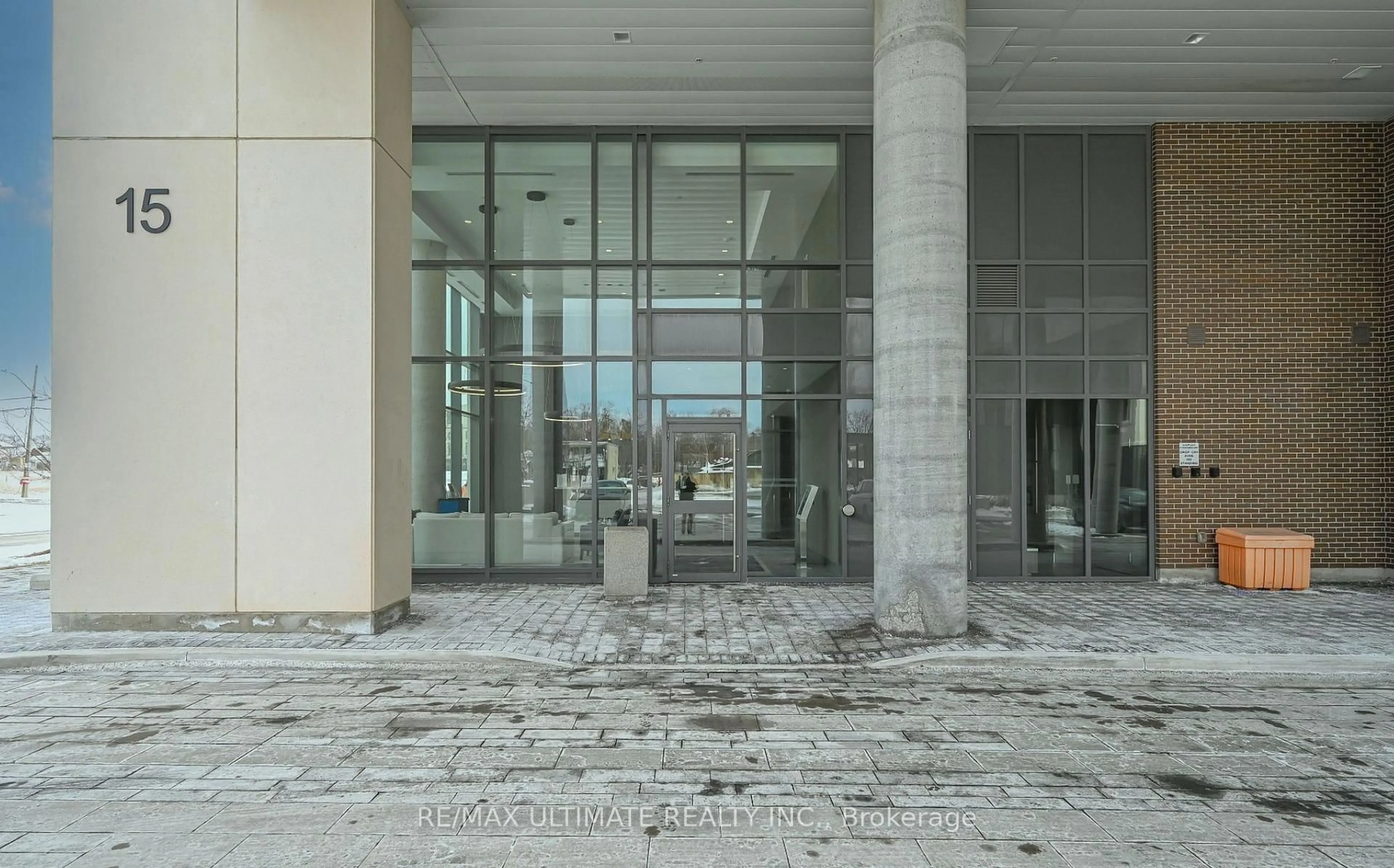 Lobby for 15 Lynch St #708, Brampton Ontario L6W 0C7