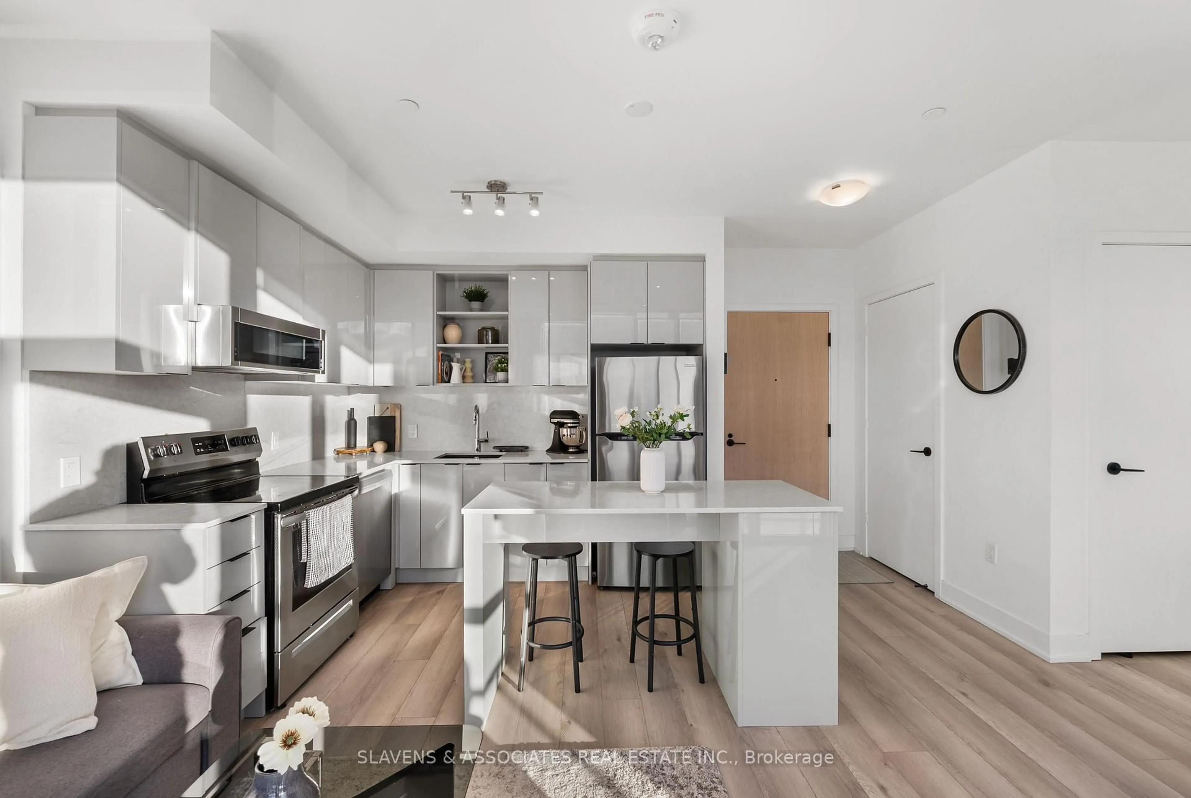 Open concept kitchen, unknown for 60 George Butchart Dr #720, Toronto Ontario M3K 0E1