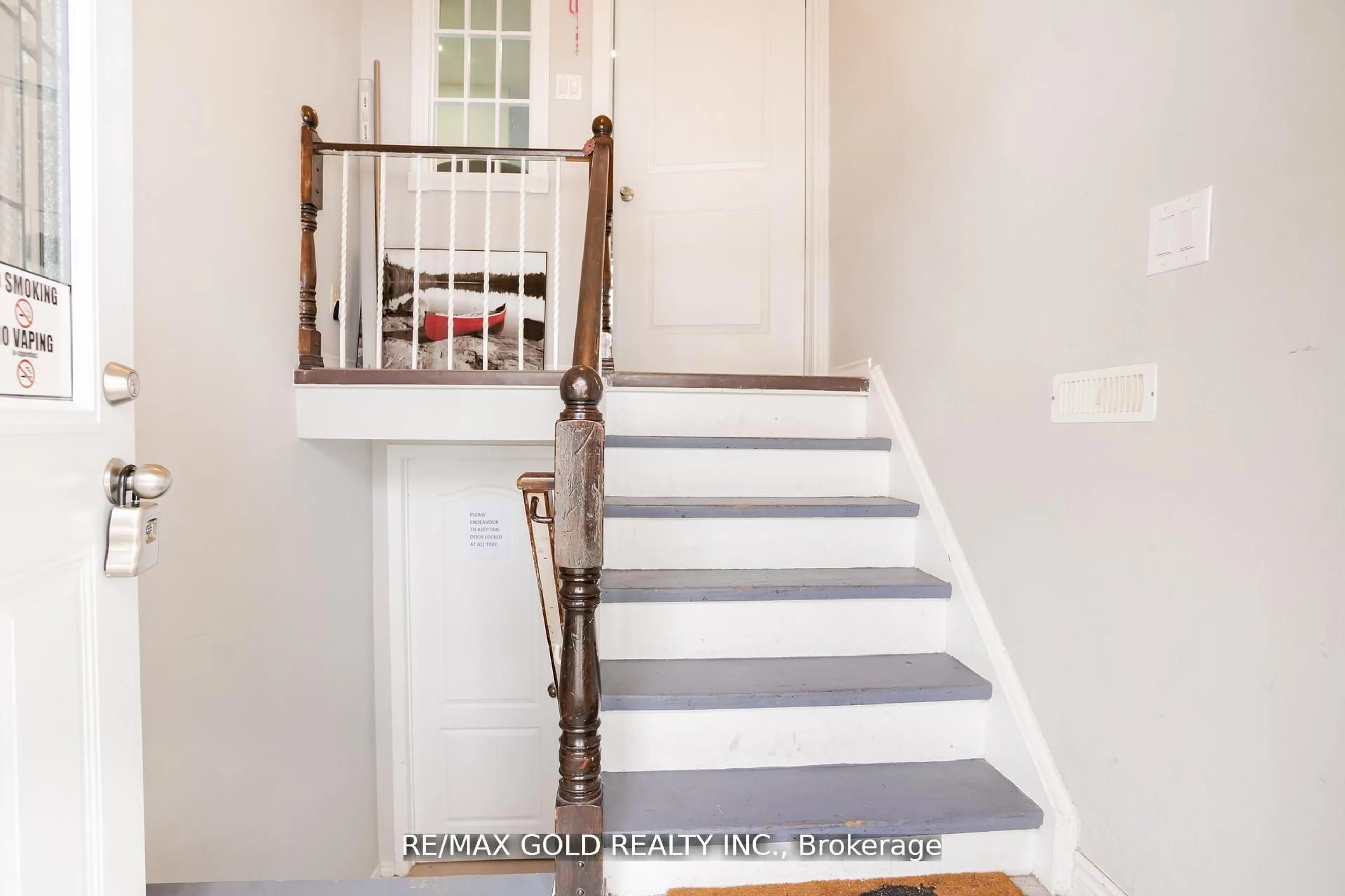 Indoor entryway for 65 Abell Dr, Brampton Ontario L6V 2W1