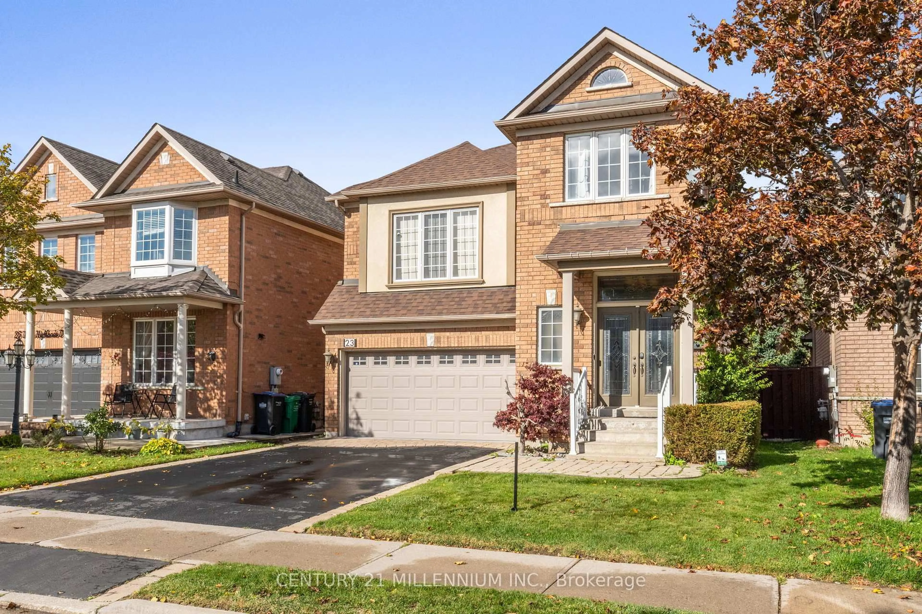 Home with brick exterior material, street for 23 Upper Highlands Dr, Brampton Ontario L6Z 4W1