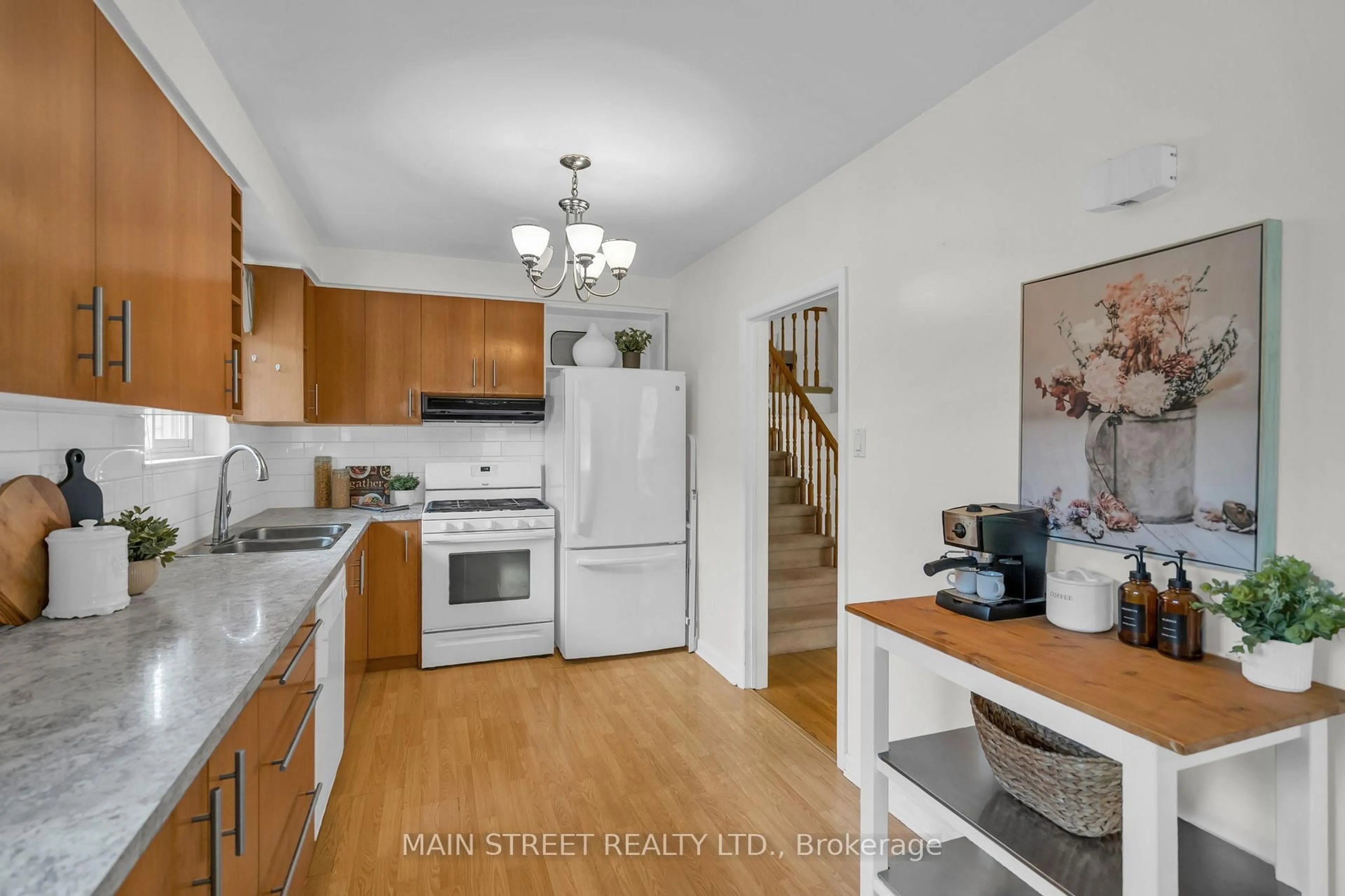 Open concept kitchen, unknown for 47 Graystone Gdns, Toronto Ontario M8Z 3C2