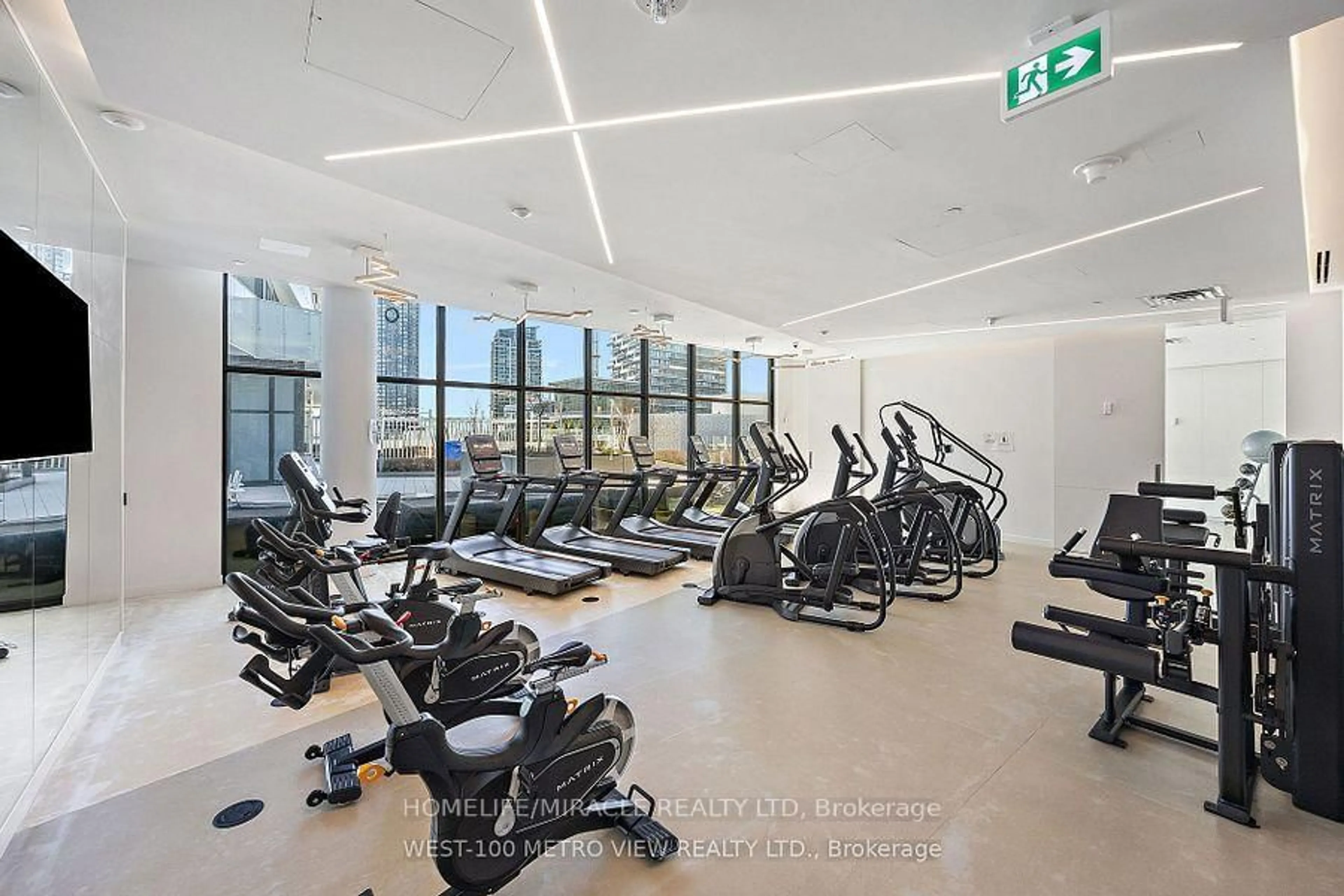 Gym or fitness room for 3883 Quartz Rd #2001, Mississauga Ontario L5B 0M4