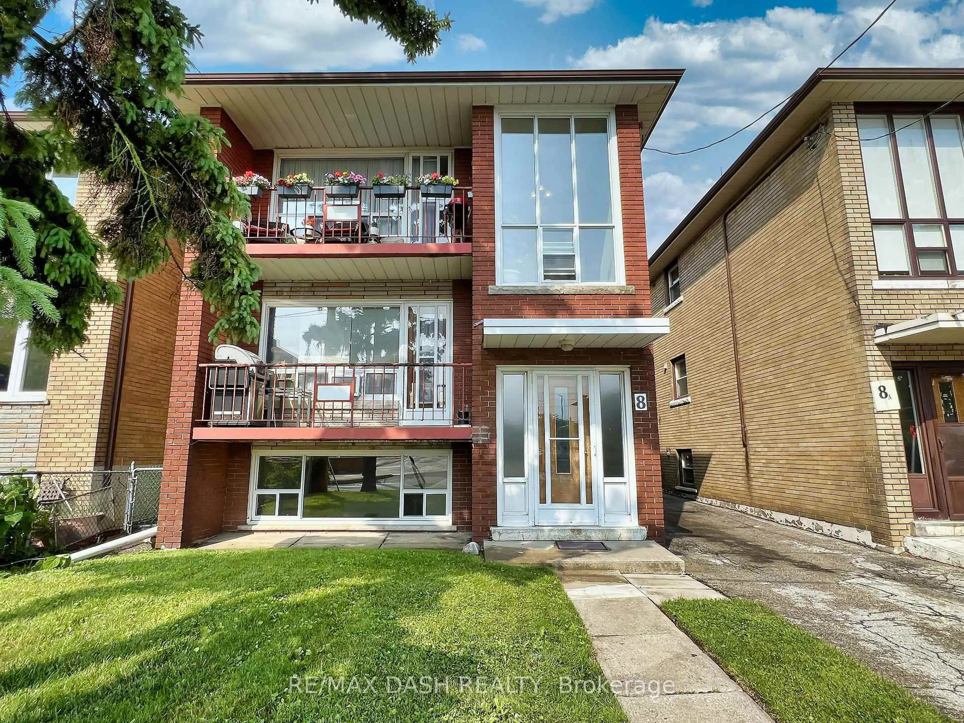 Home with brick exterior material, street for 8 Nineteenth St, Toronto Ontario M8V 3L3