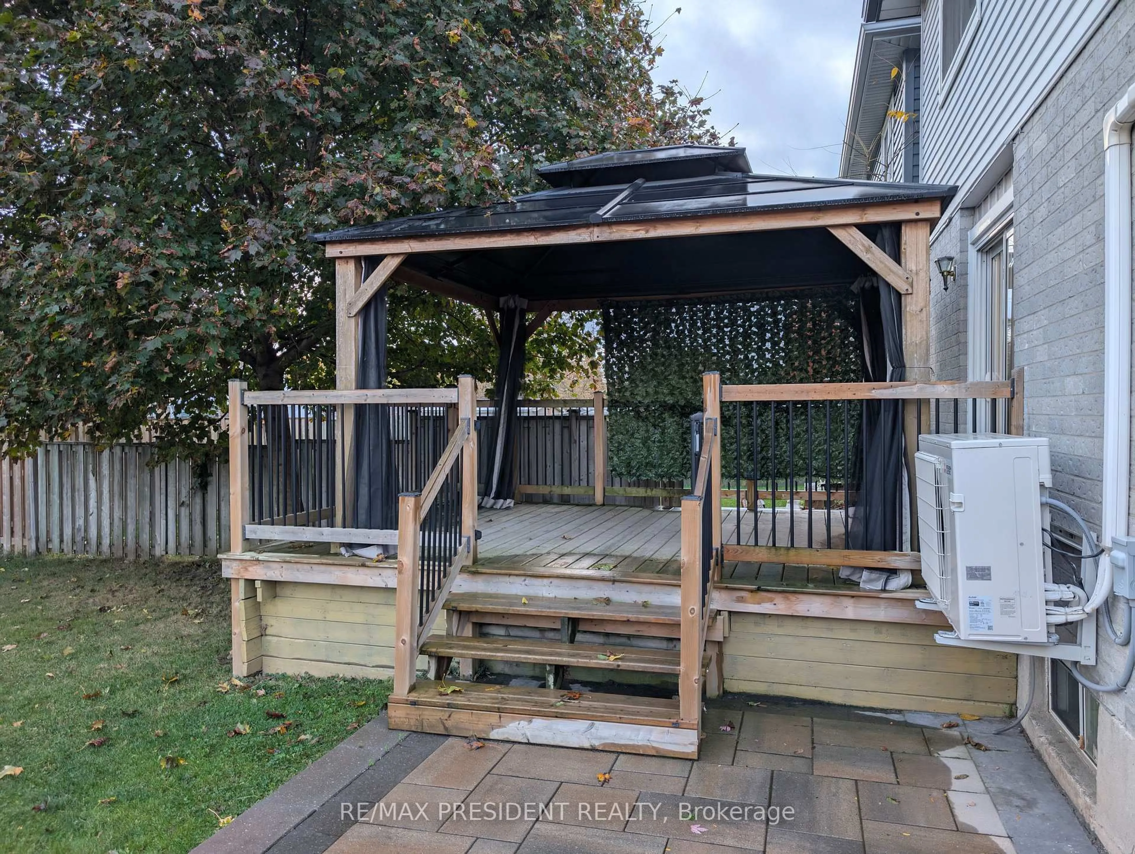 Patio, street for 12 Hill St, Halton Hills Ontario L7J 2W2